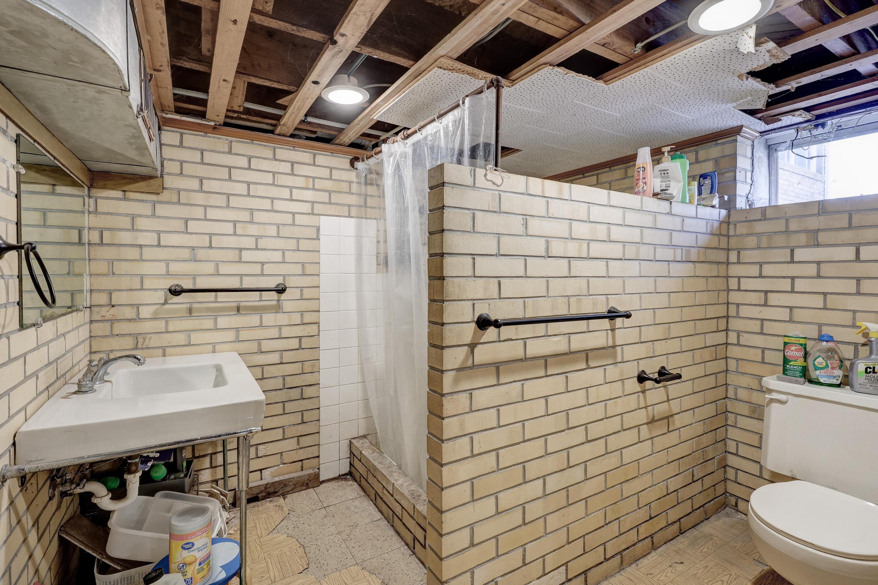 4094 Parkview Drive Property Photo 30