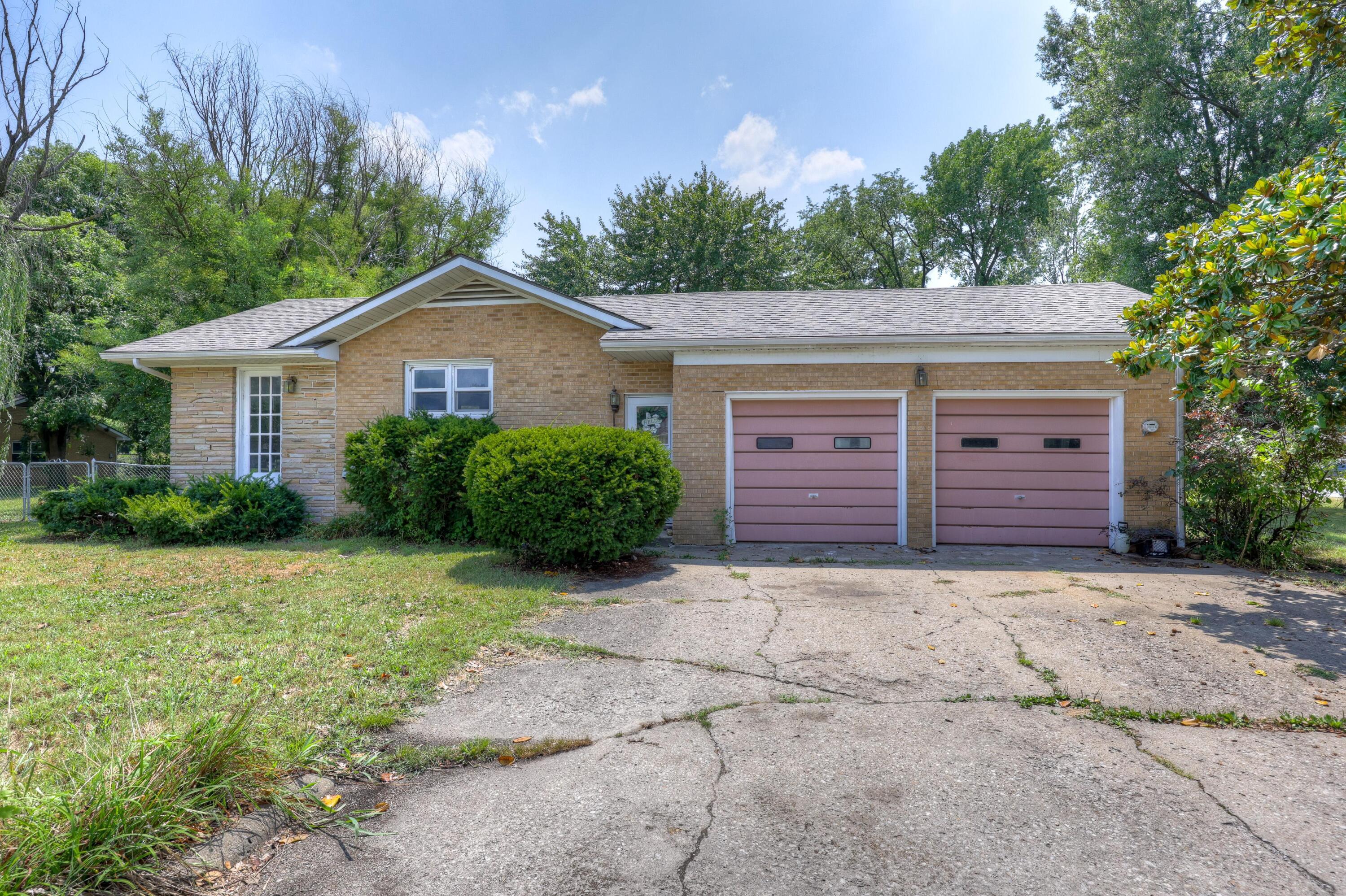 4094 Parkview Drive Property Photo 32