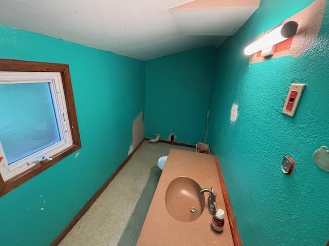 2136 North Washington Avenue Property Photo 14