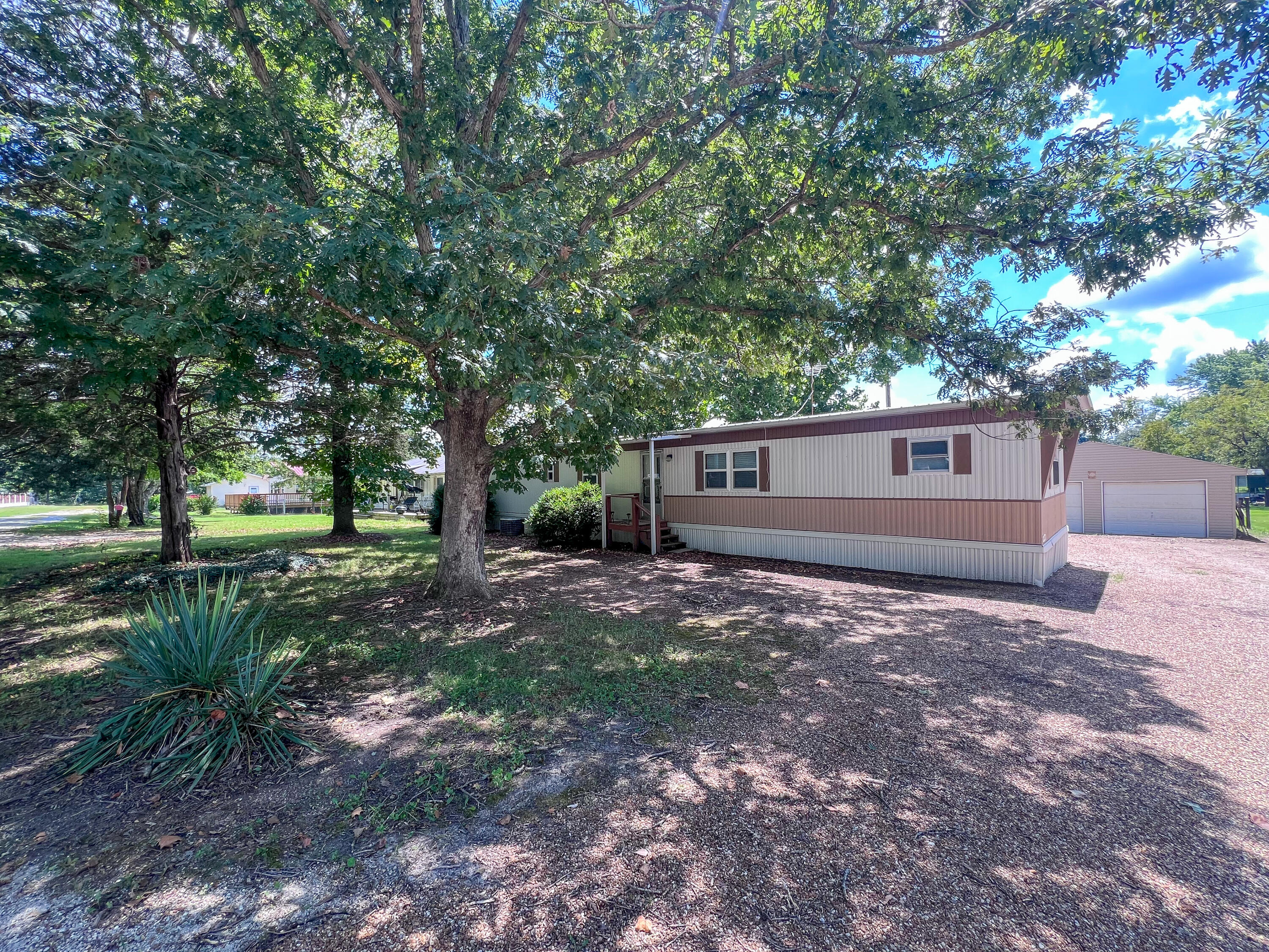 25406 Apple Lane Property Photo 1