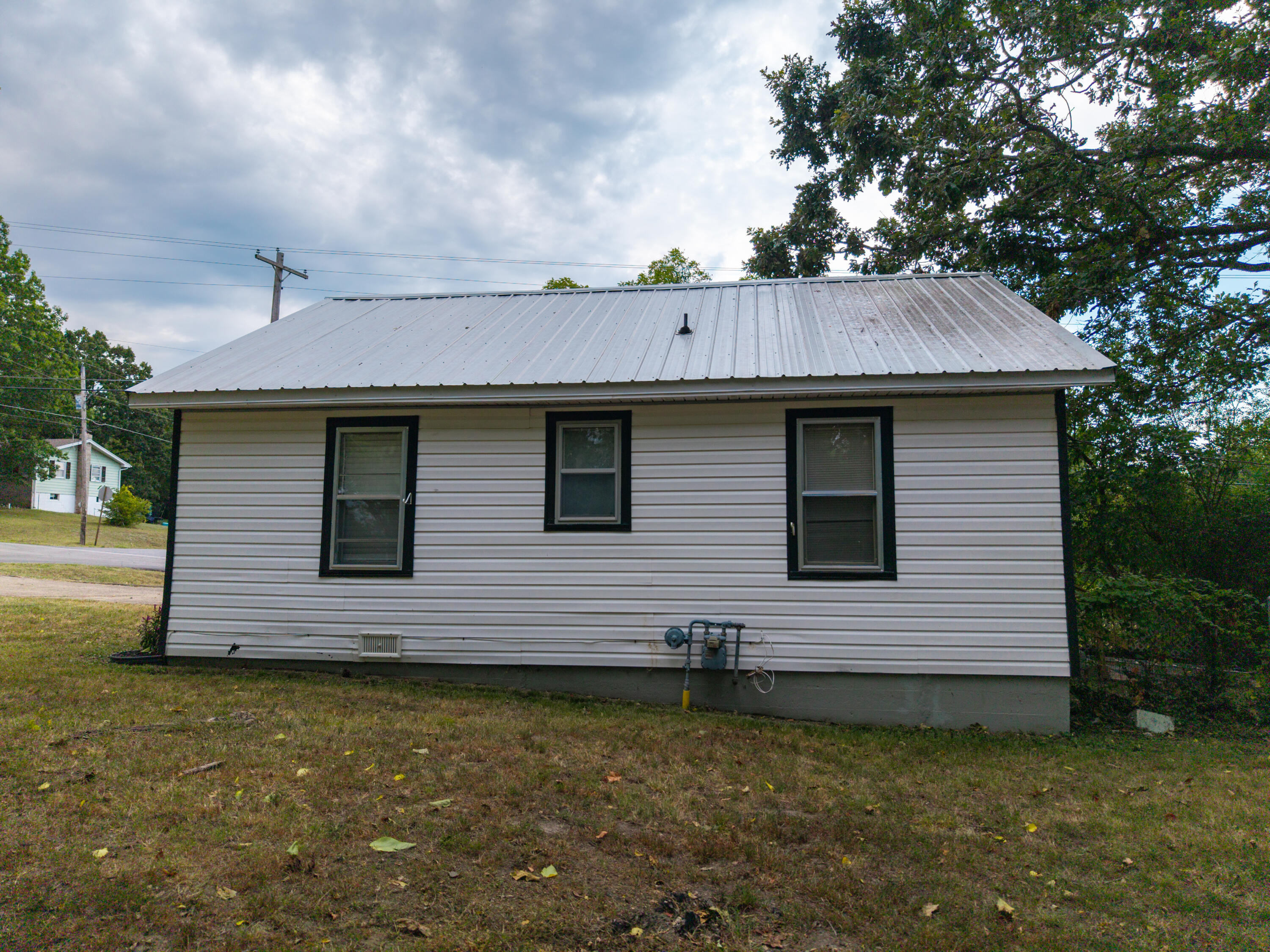 407 Grand Avenue Property Photo 33