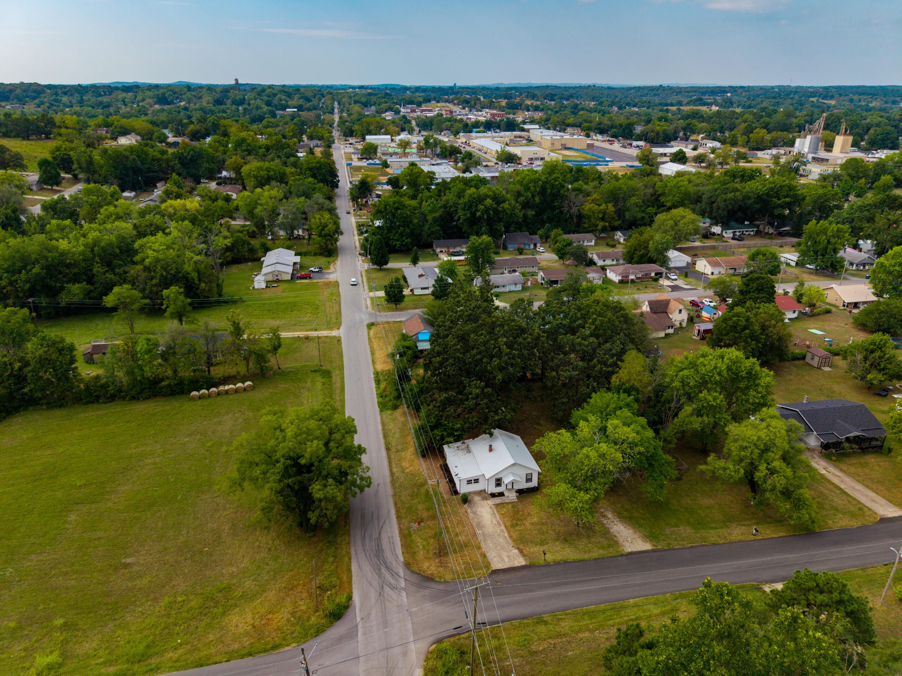 407 Grand Avenue Property Photo 42