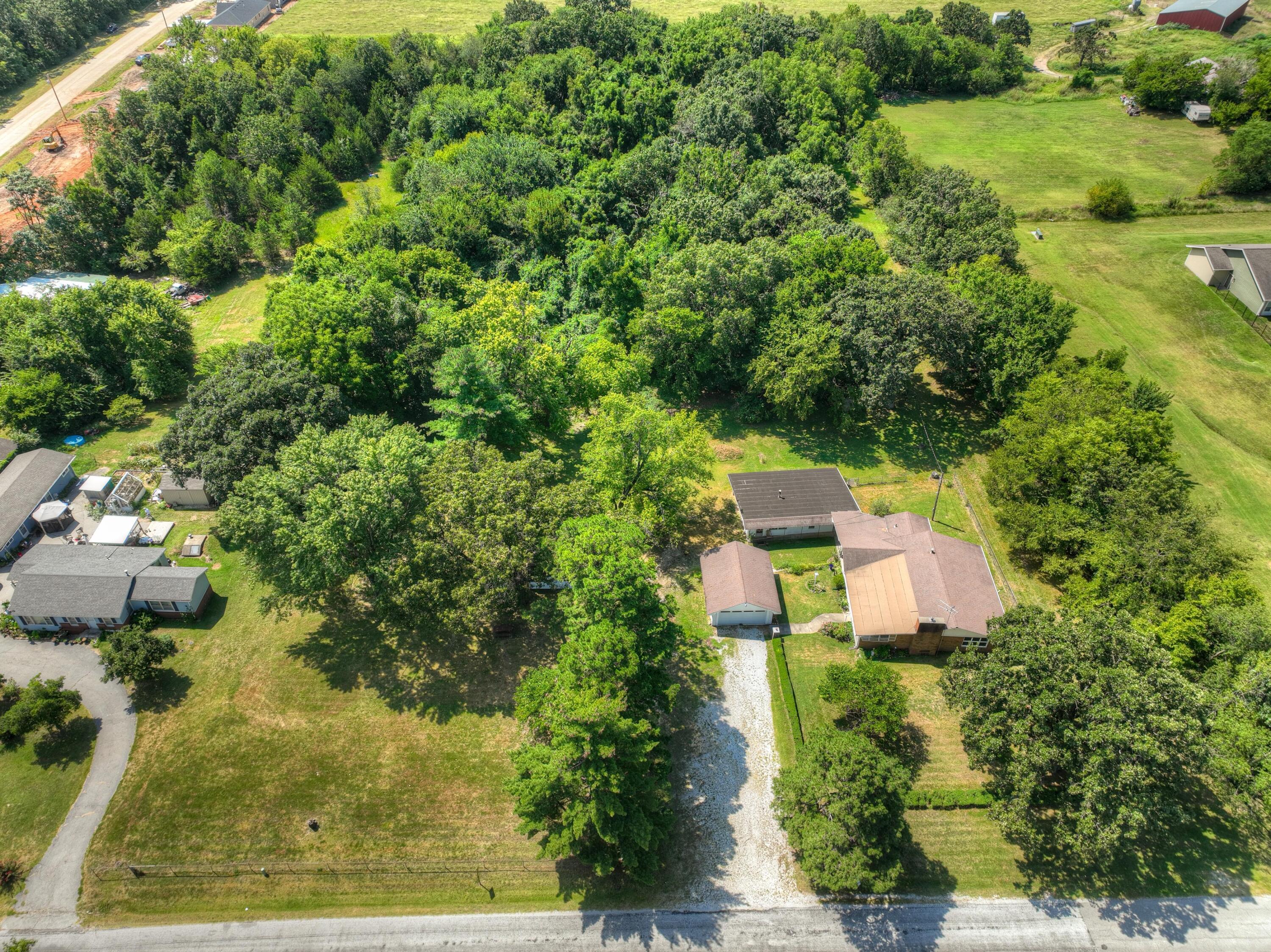 1061 Burr Crossing Road Property Photo 5