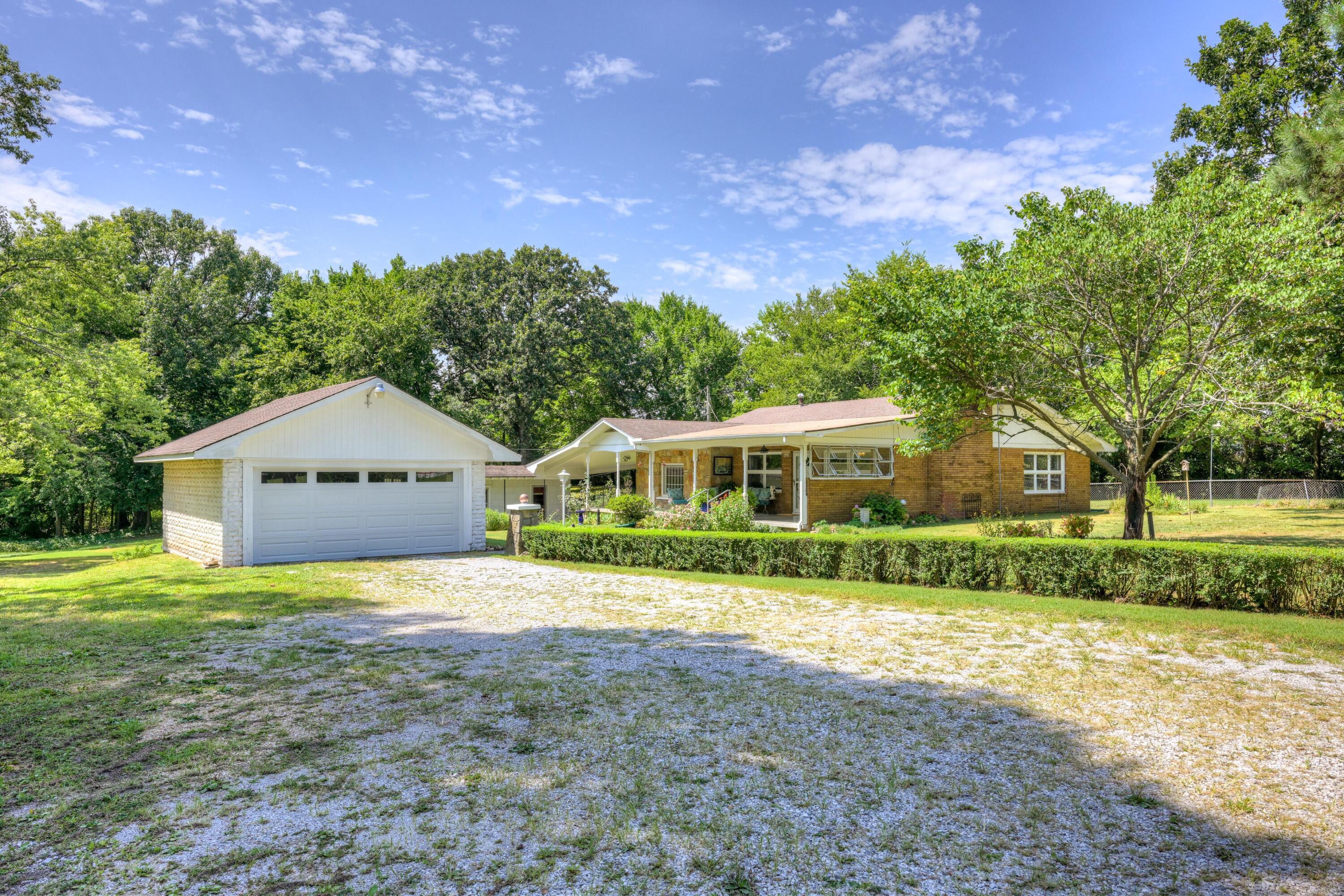1061 Burr Crossing Road Property Photo 12