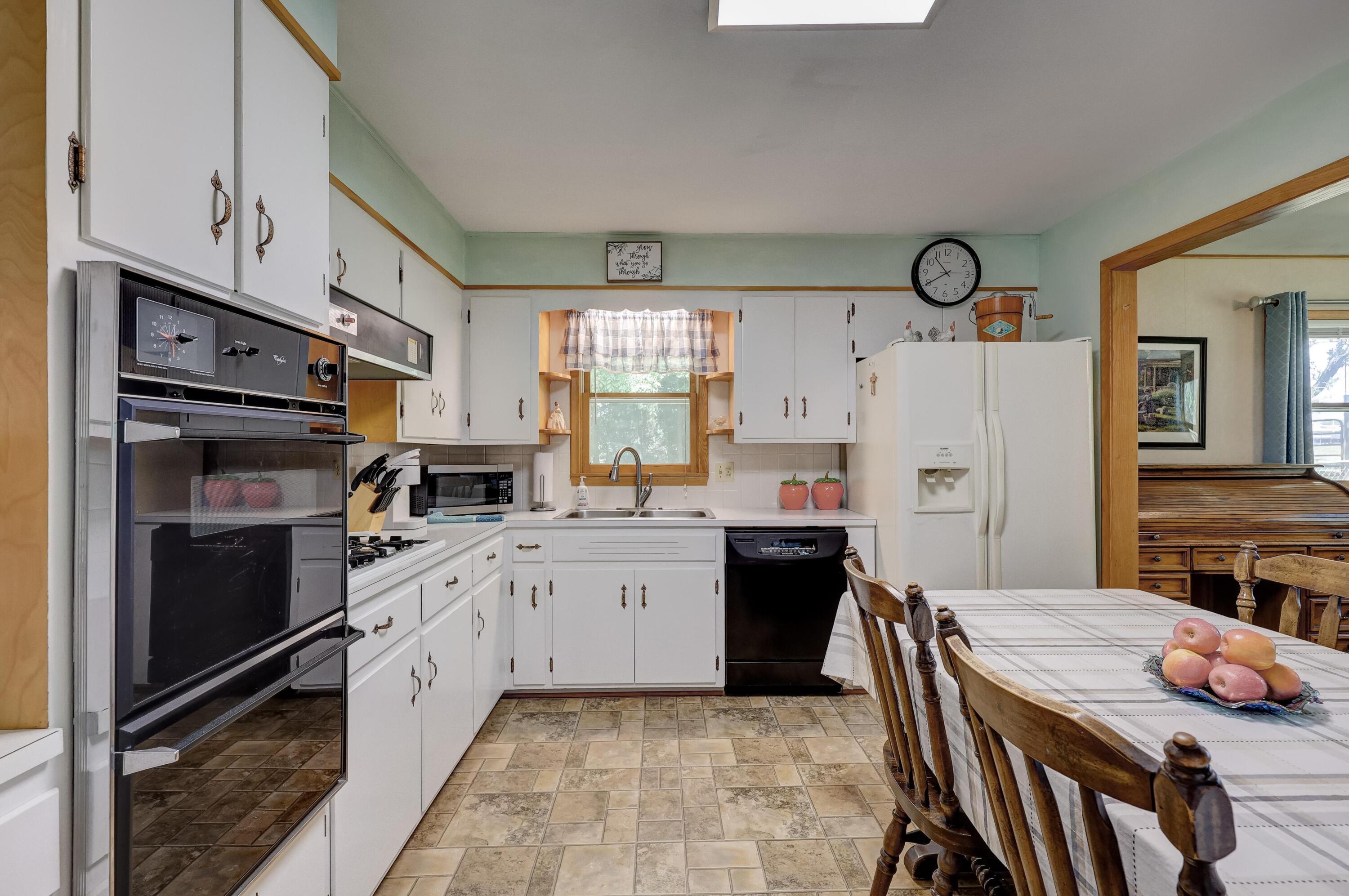 1061 Burr Crossing Road Property Photo 32