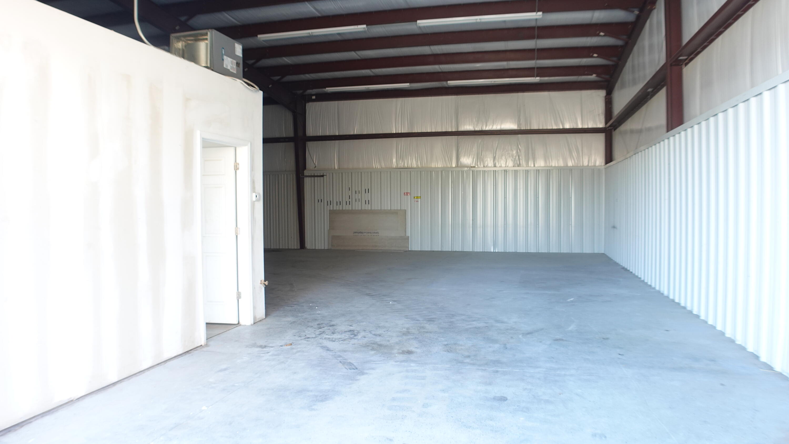 155 Warehouse Drive Property Photo 4