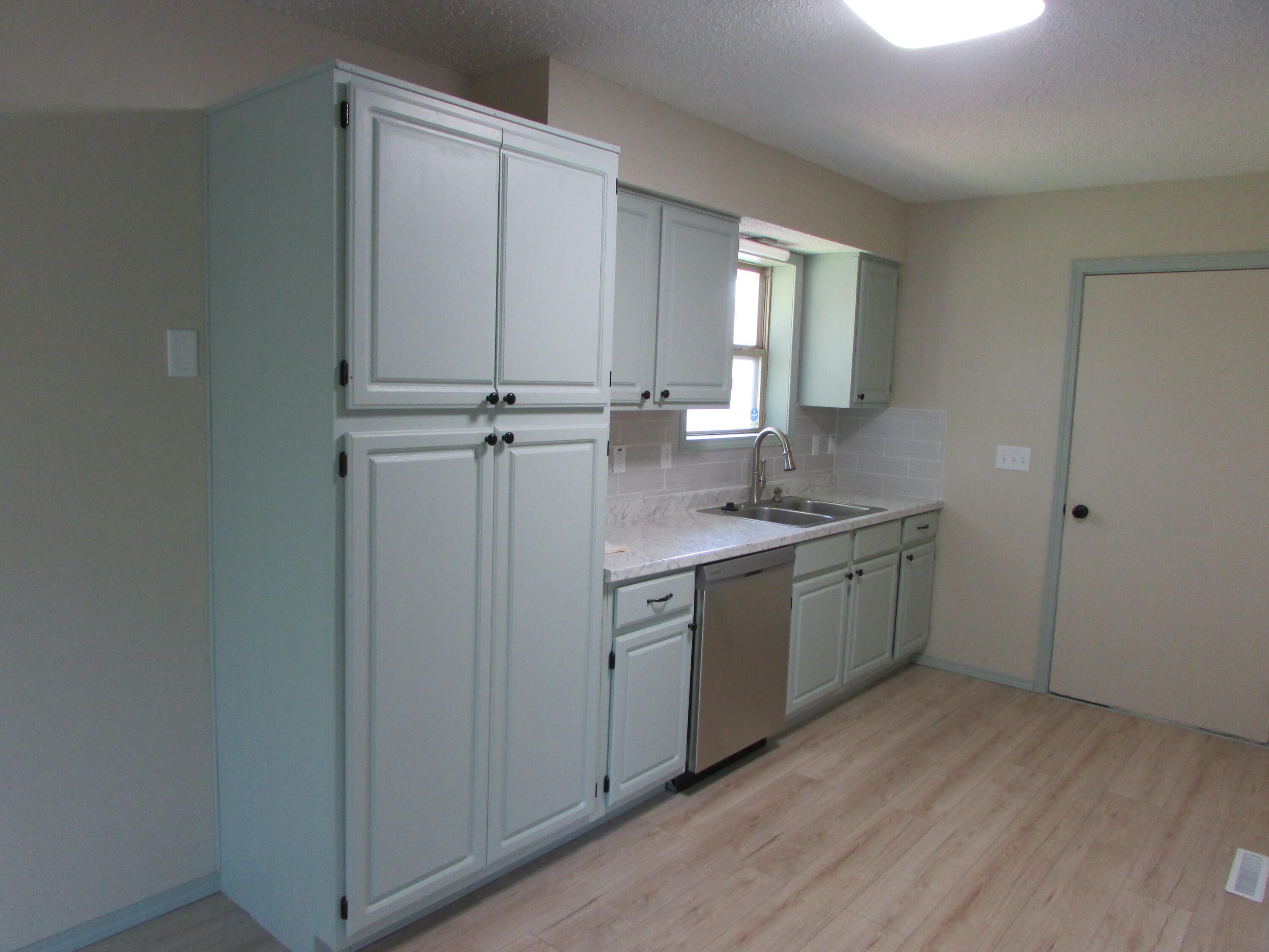 111 East Daleview Circle Property Photo 12