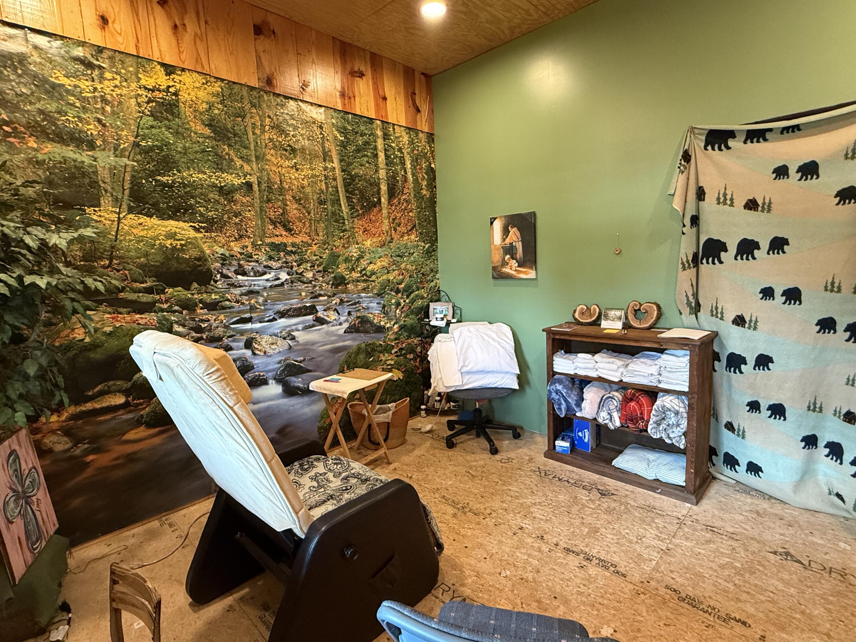 401 North Busch Street Property Photo 24