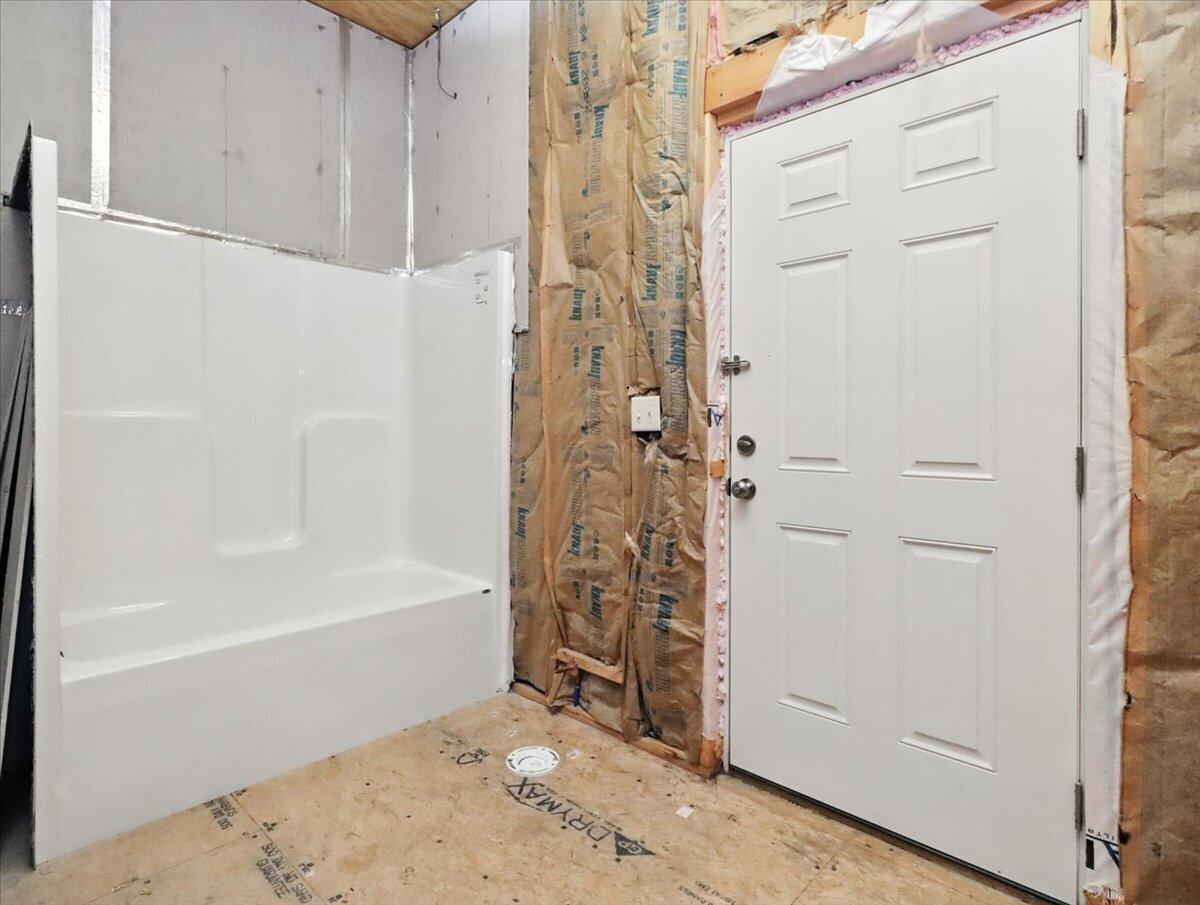 401 North Busch Street Property Photo 26