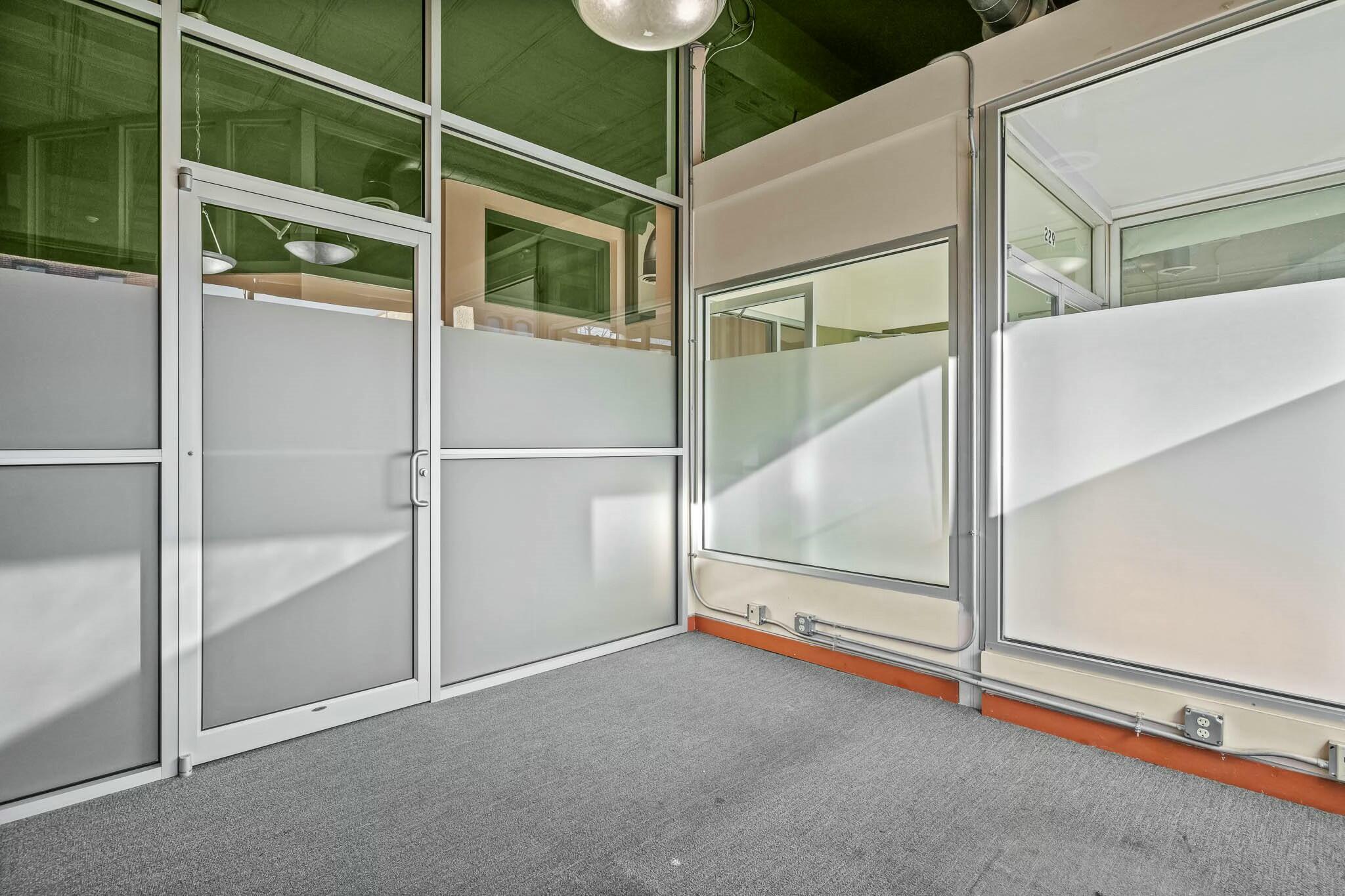 229 East Commercial Street Property Photo 5