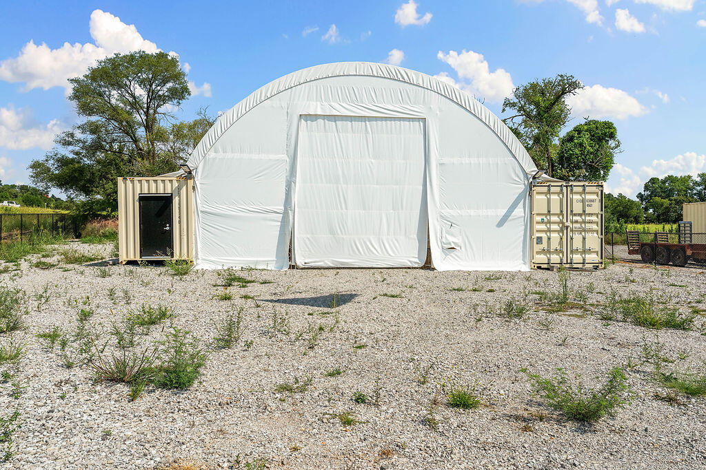 303 O'brien Lane Property Photo 10