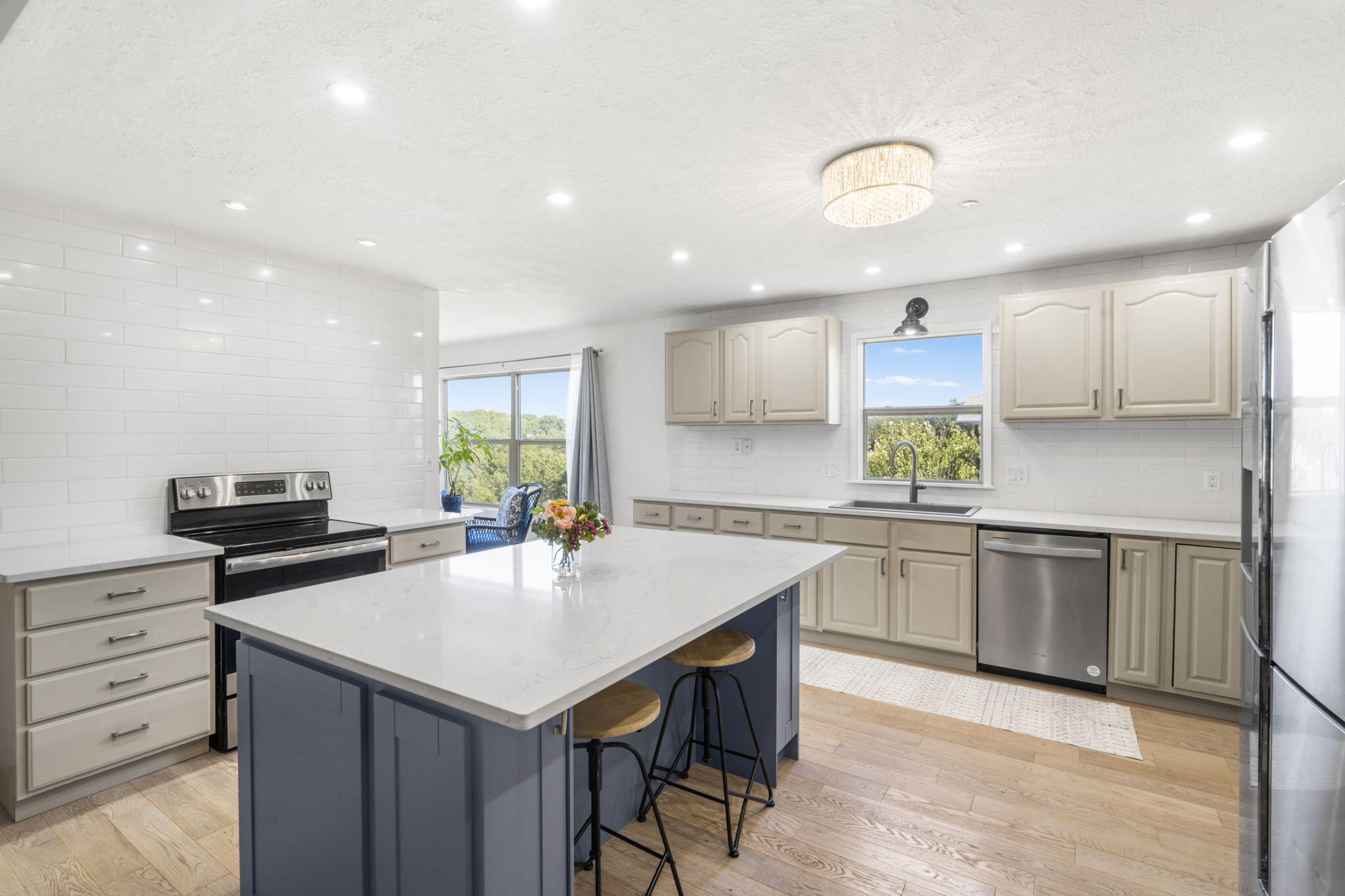 1188 Hampton Road Property Photo 7