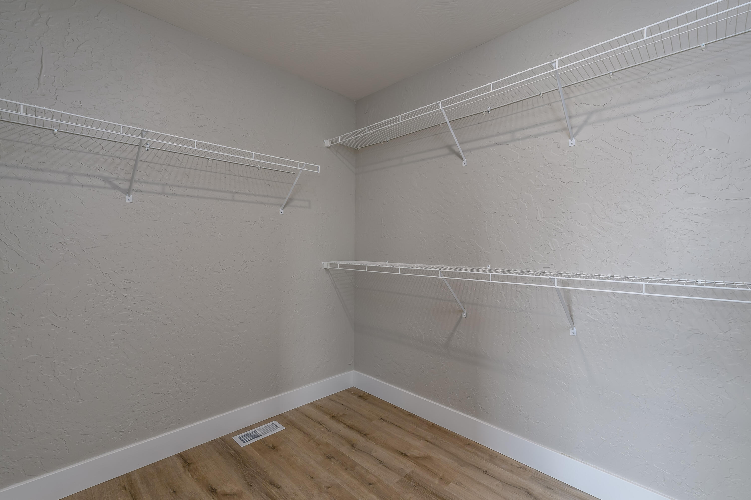 3840 West Riley Street Property Photo 11