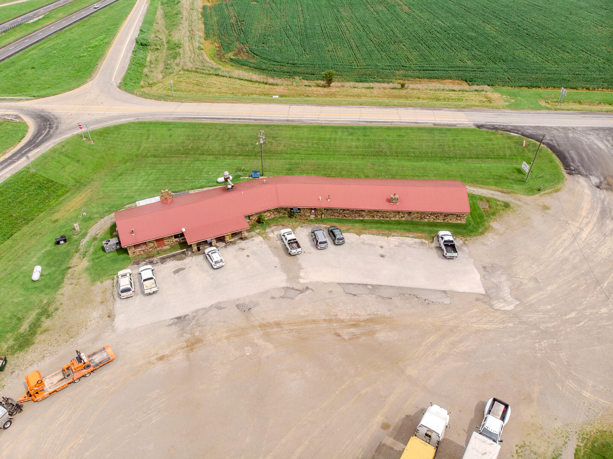 18400 Highway B East Property Photo 1