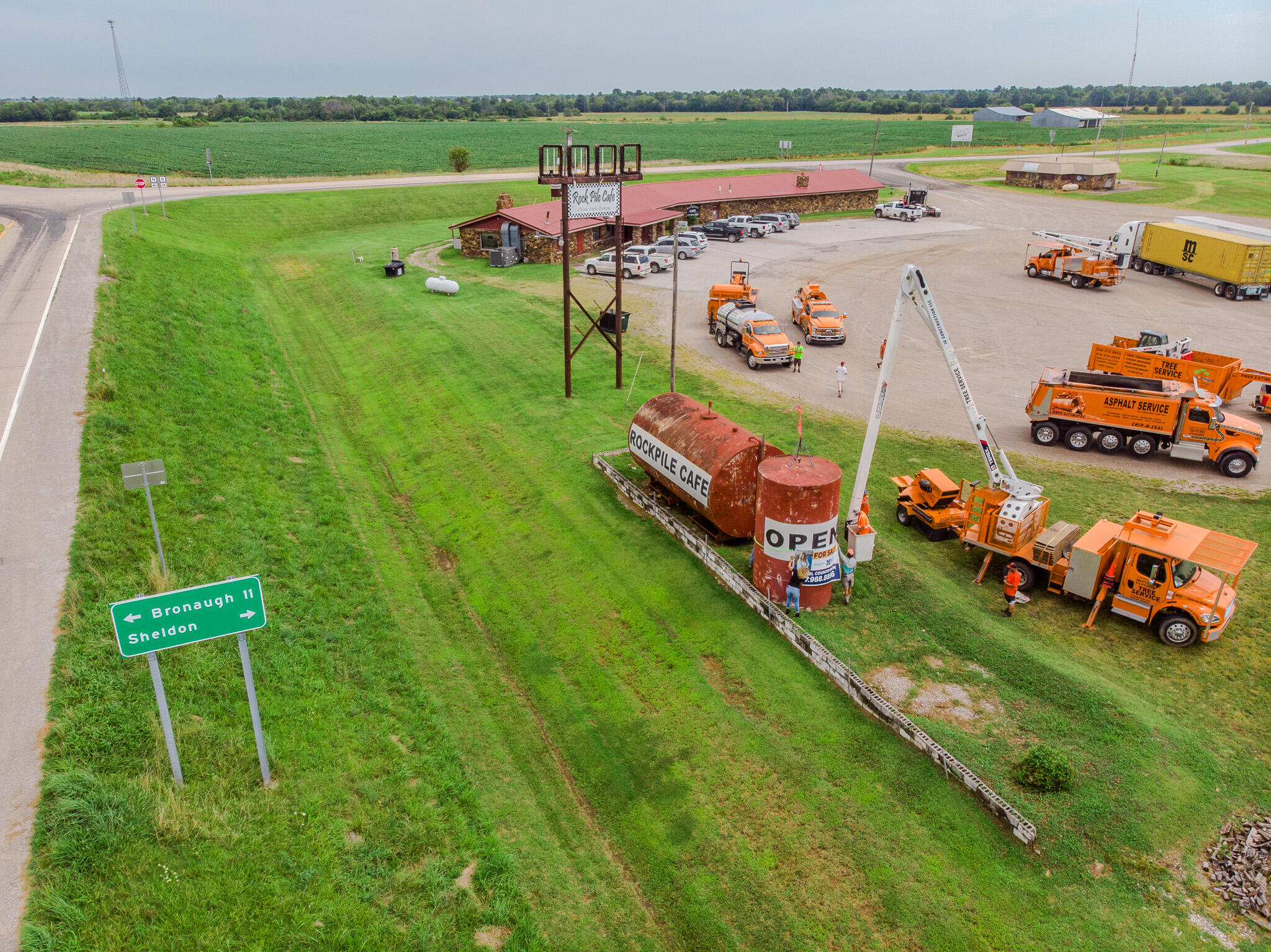 18400 Highway B East Property Photo 15