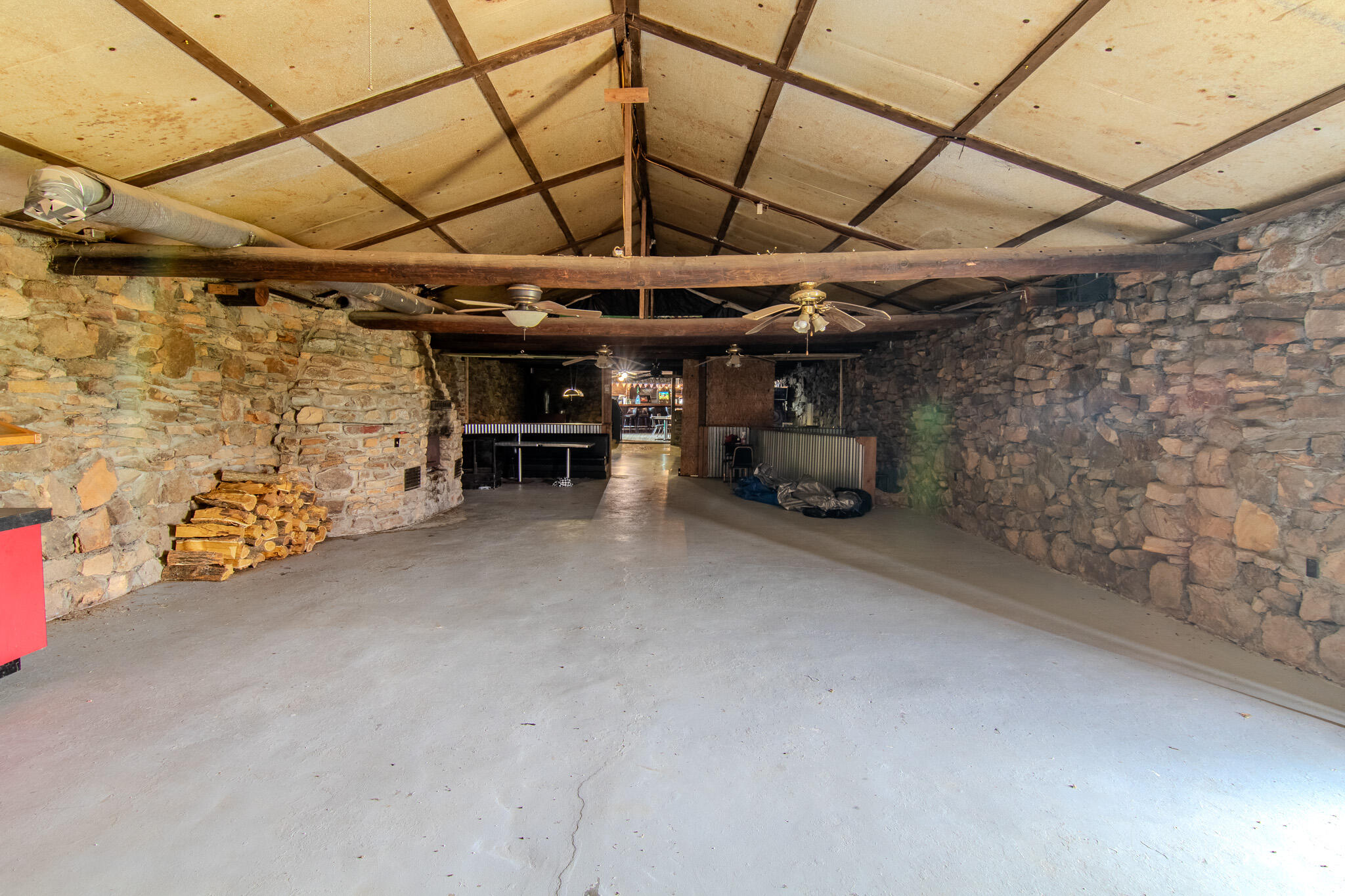 18400 Highway B East Property Photo 18