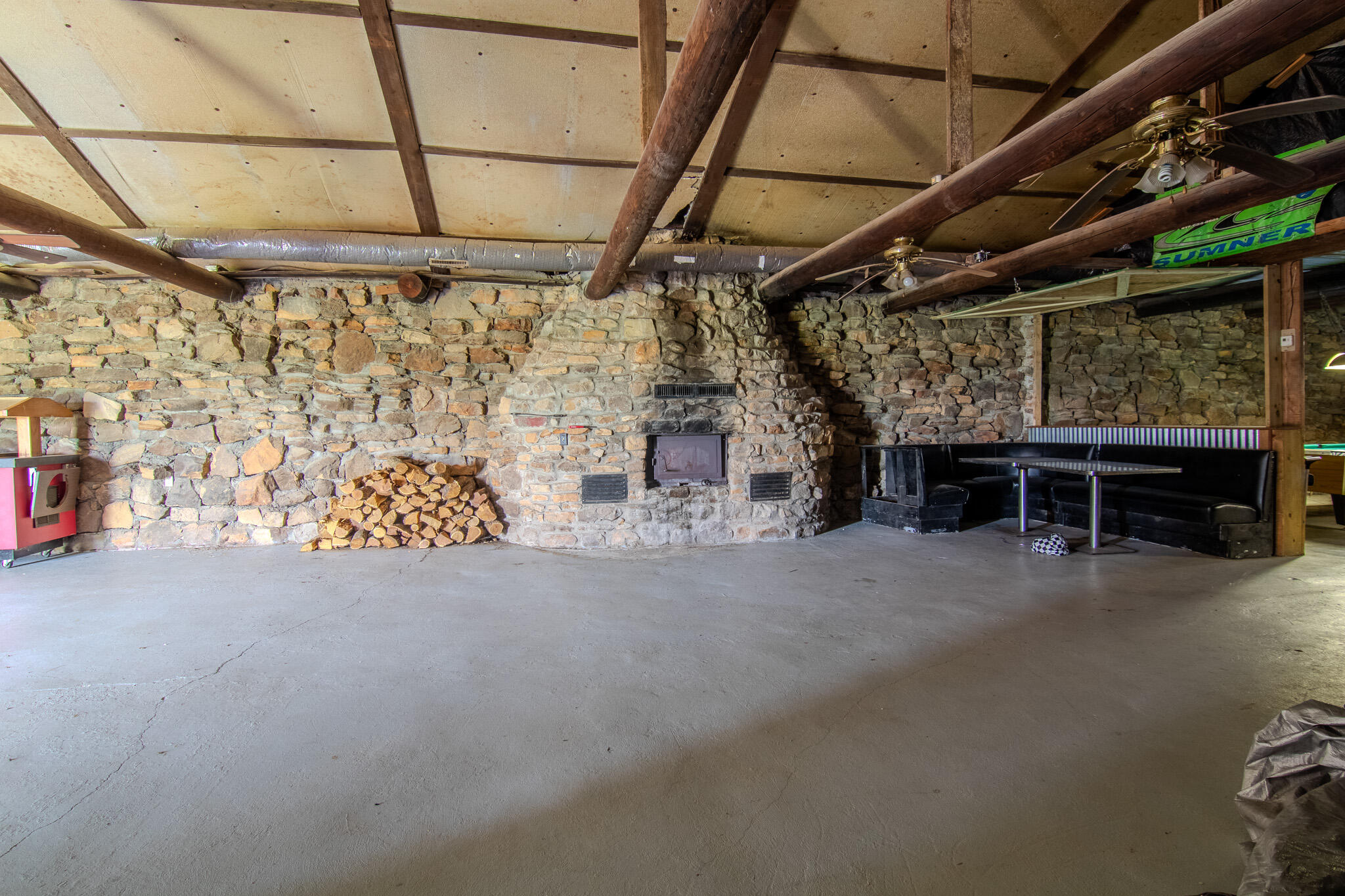 18400 Highway B East Property Photo 19