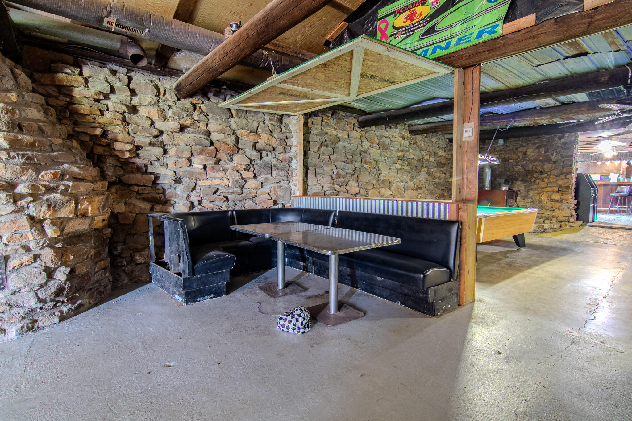 18400 Highway B East Property Photo 21