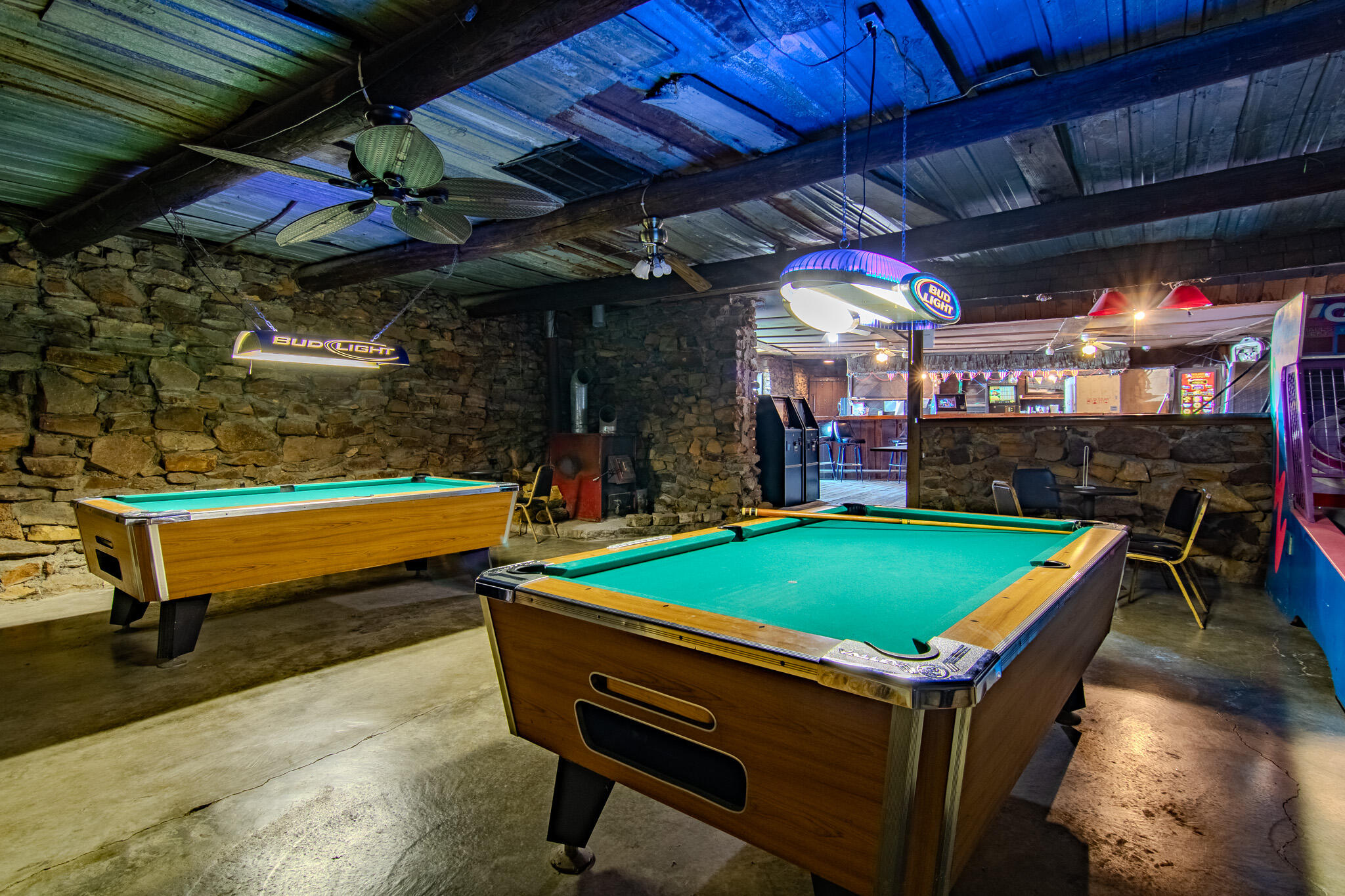 18400 Highway B East Property Photo 24