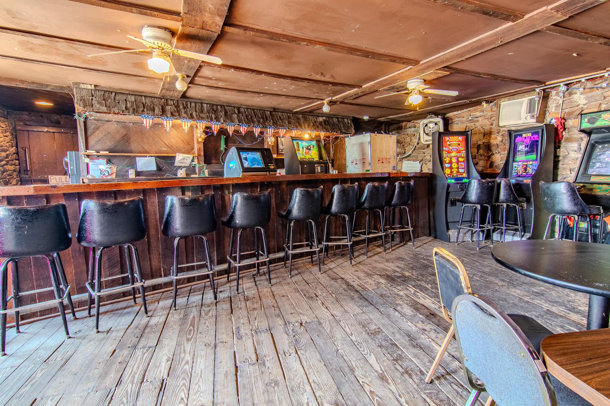 18400 Highway B East Property Photo 31