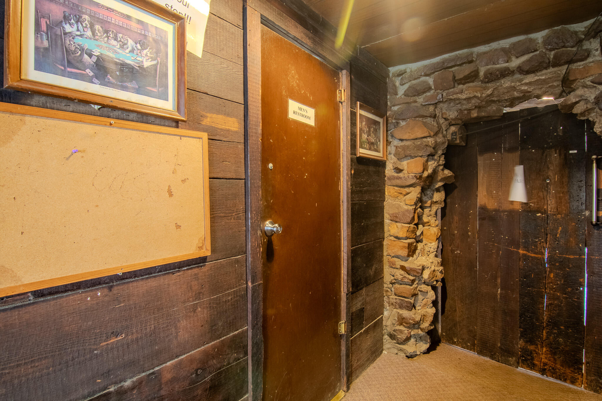 18400 Highway B East Property Photo 33