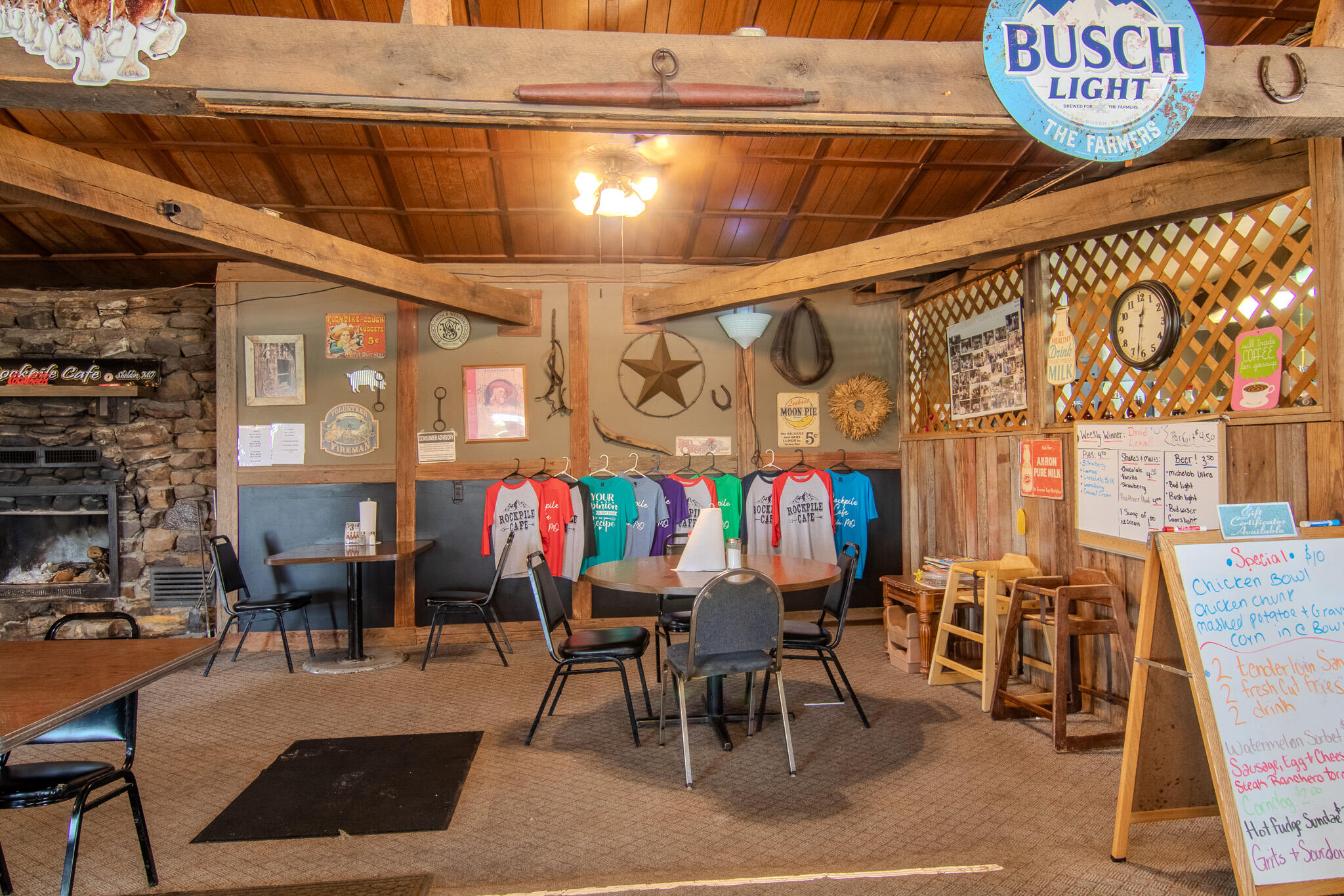 18400 Highway B East Property Photo 48