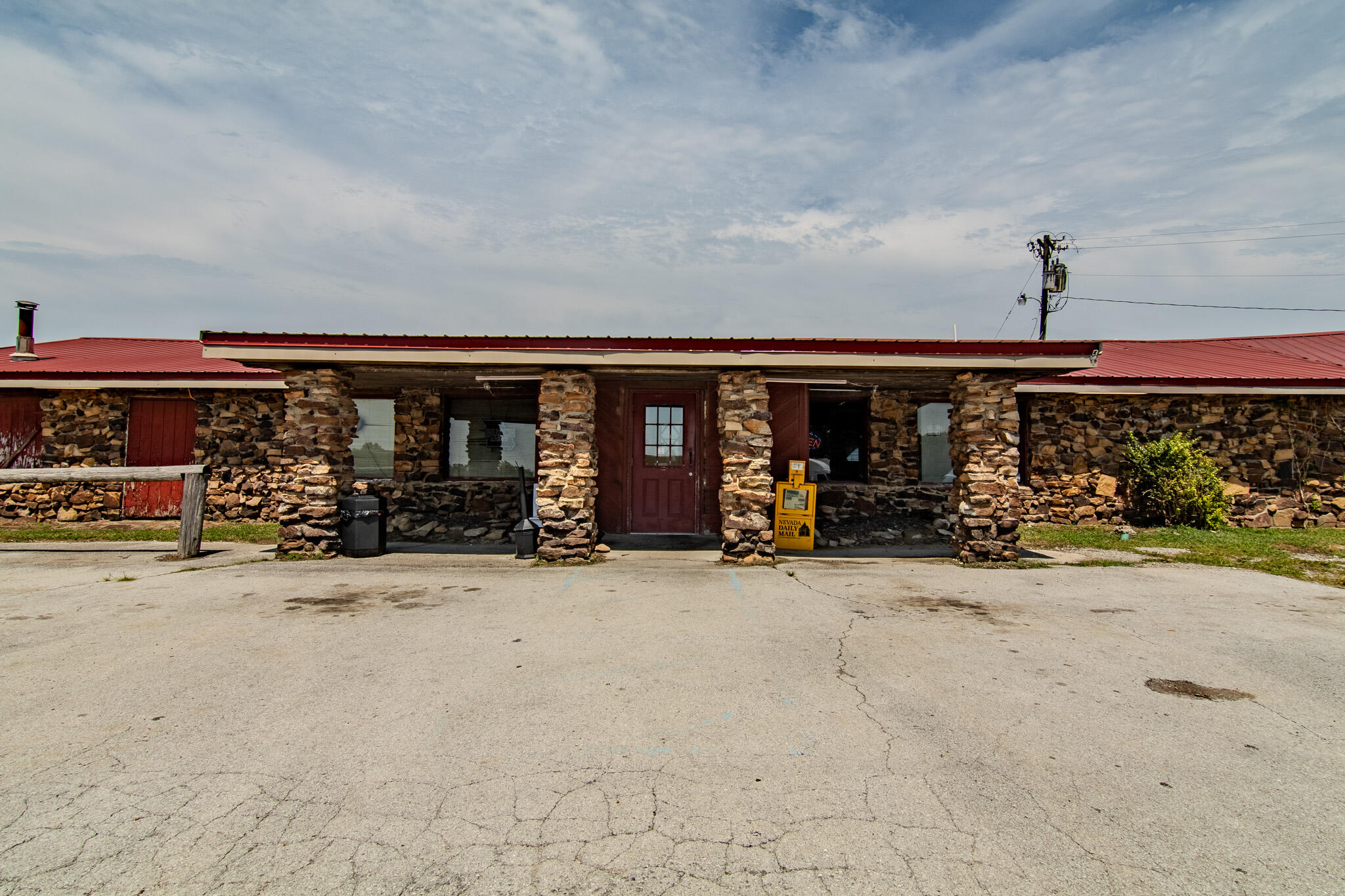 18400 Highway B East Property Photo 51