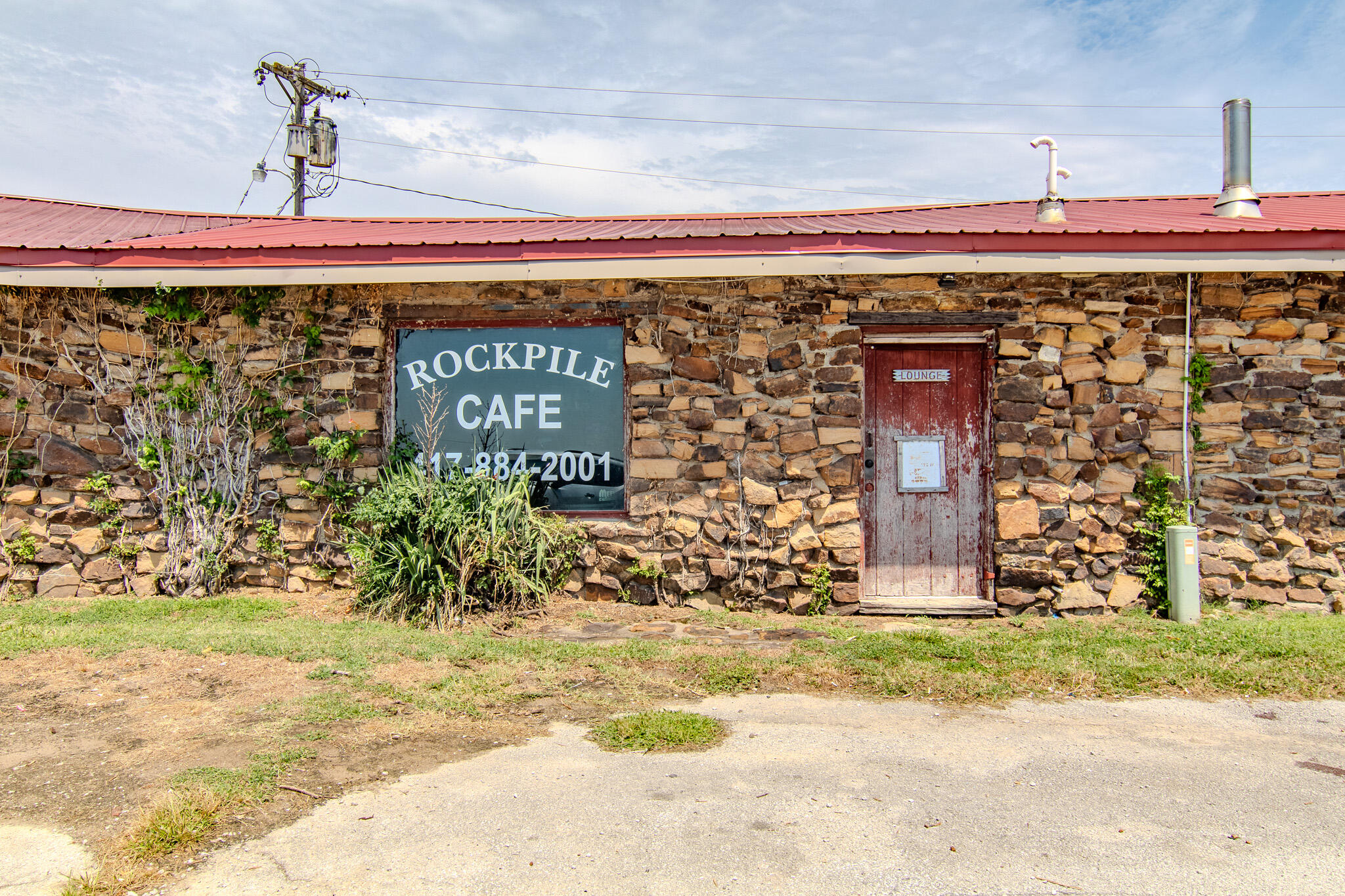 18400 Highway B East Property Photo 52