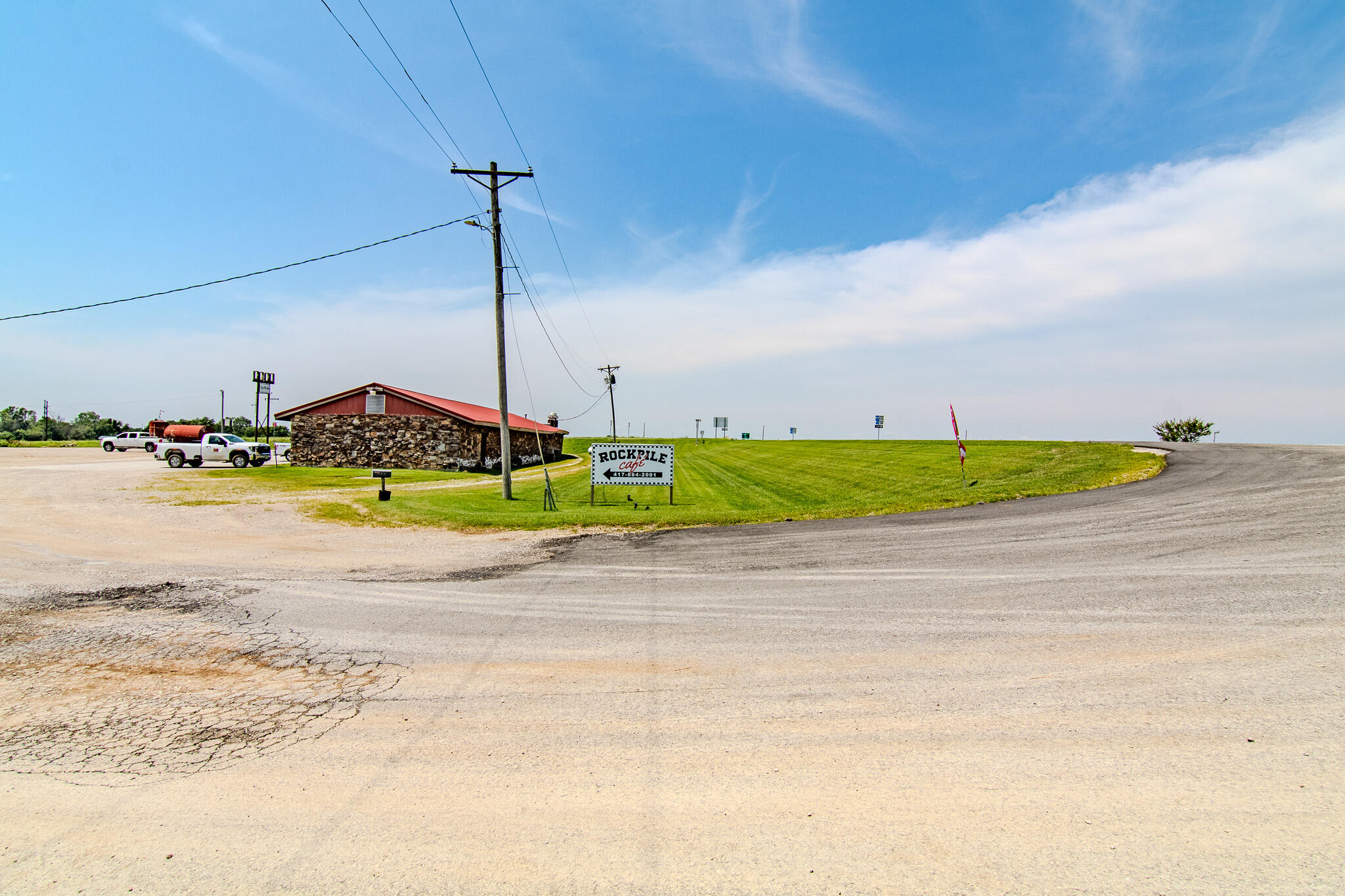 18400 Highway B East Property Photo 66