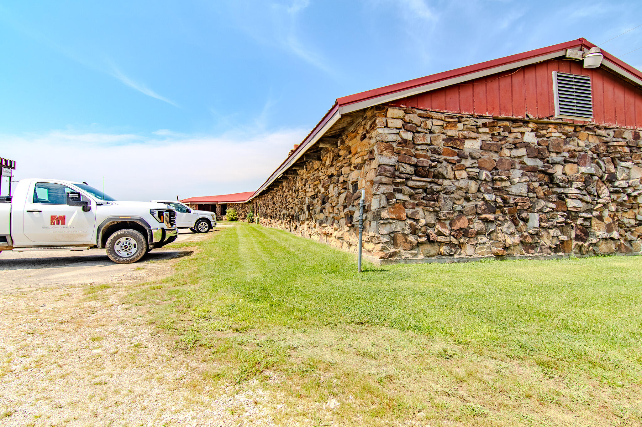 18400 Highway B East Property Photo 67