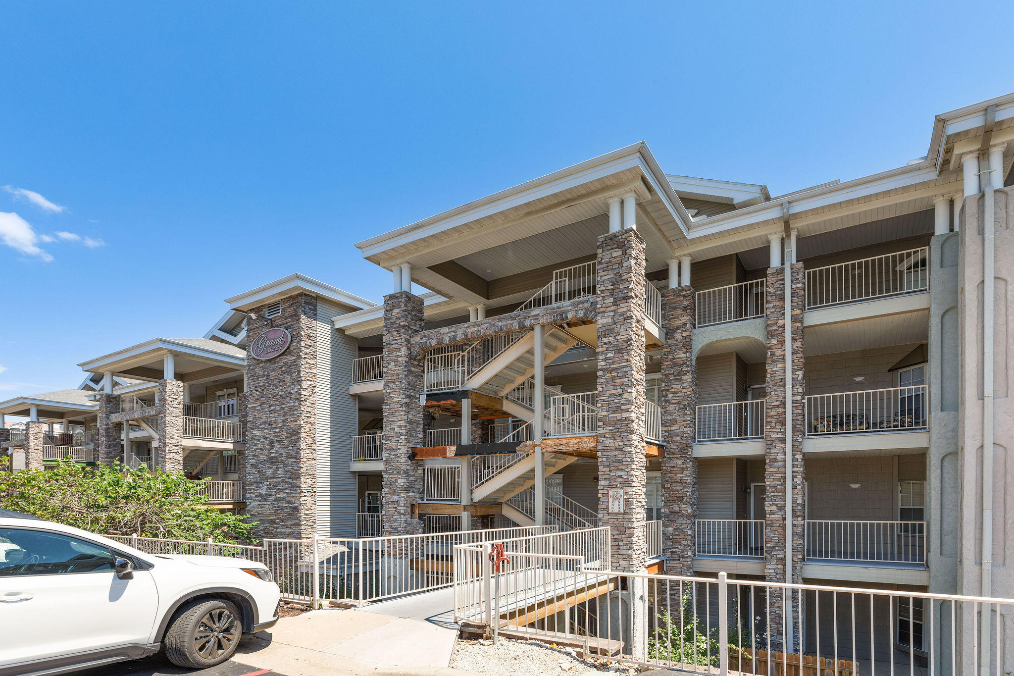 200 Glory Road D2 Property Photo 1