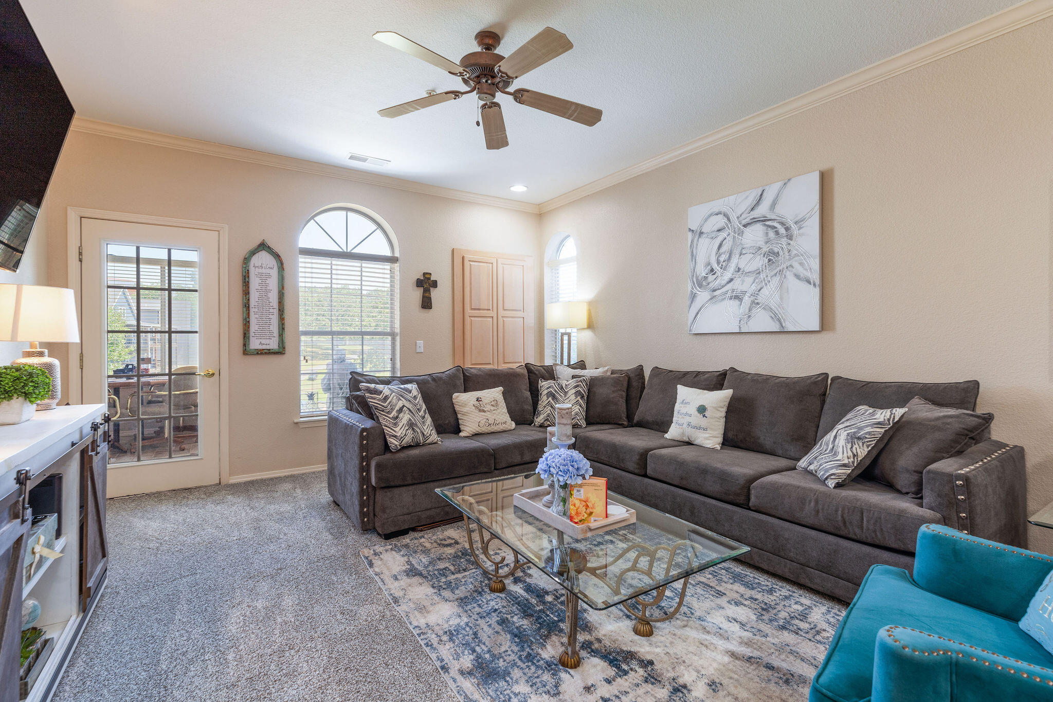 200 Glory Road D2 Property Photo 2
