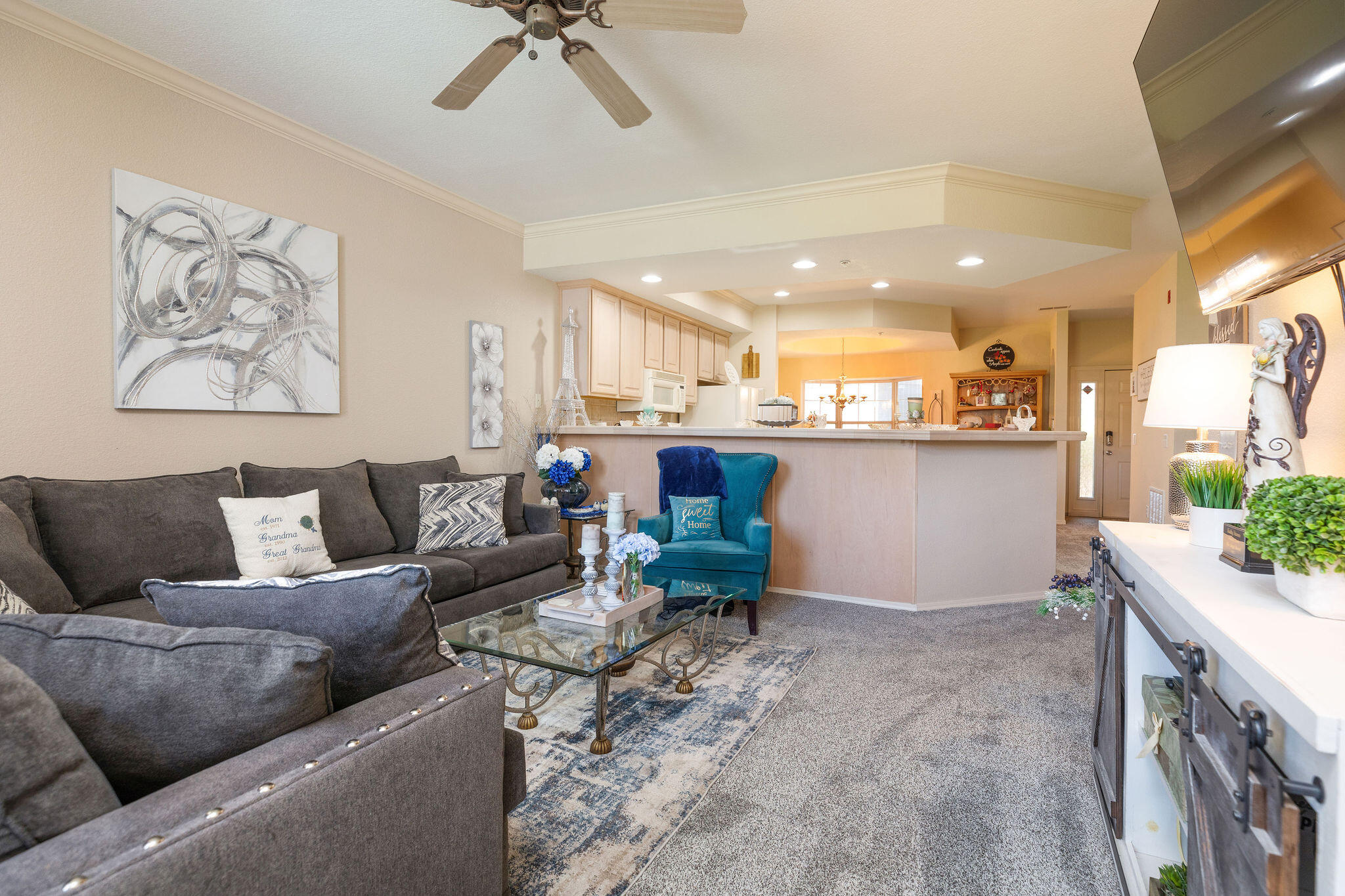 200 Glory Road D2 Property Photo 3