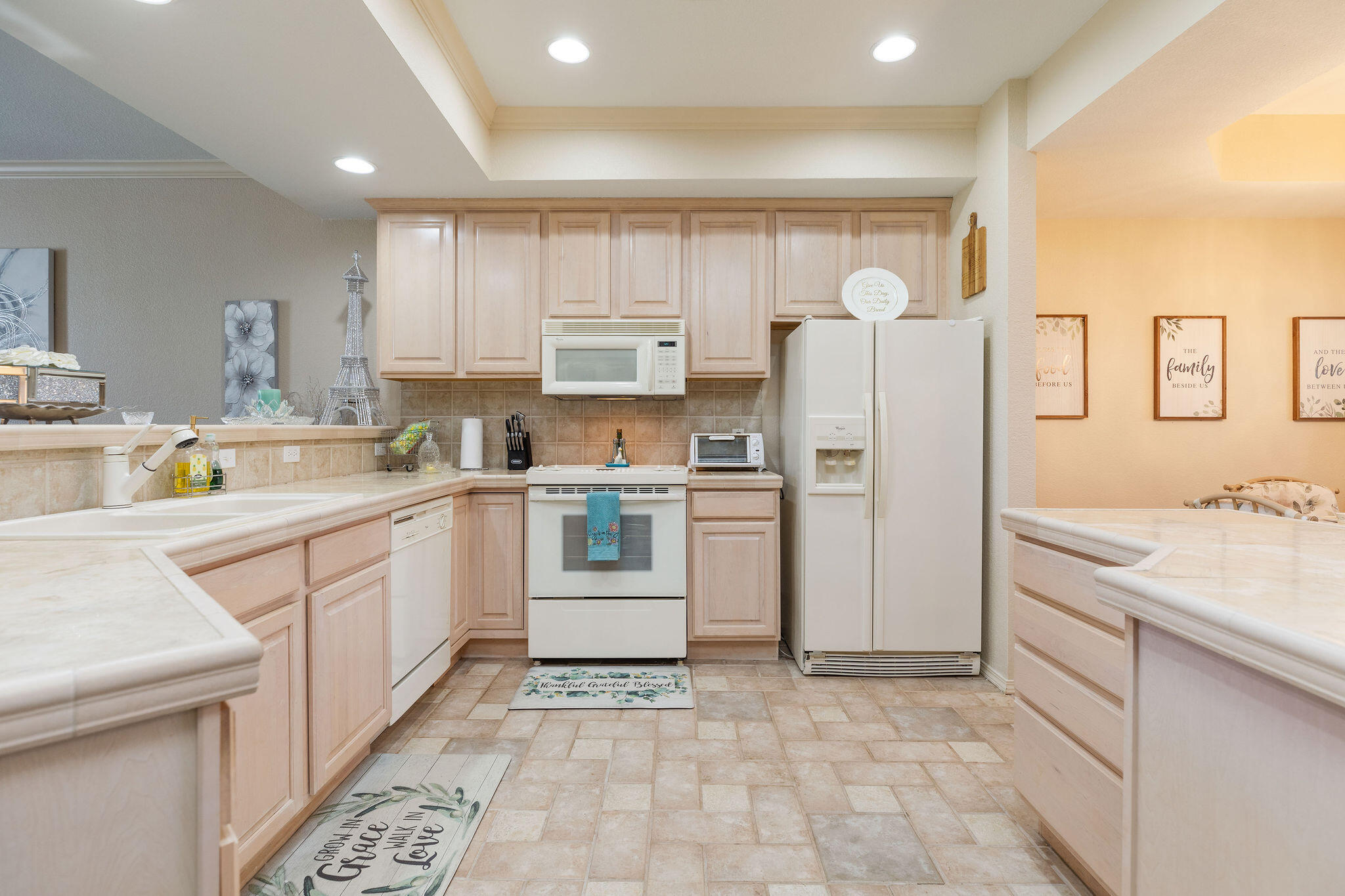 200 Glory Road D2 Property Photo 5