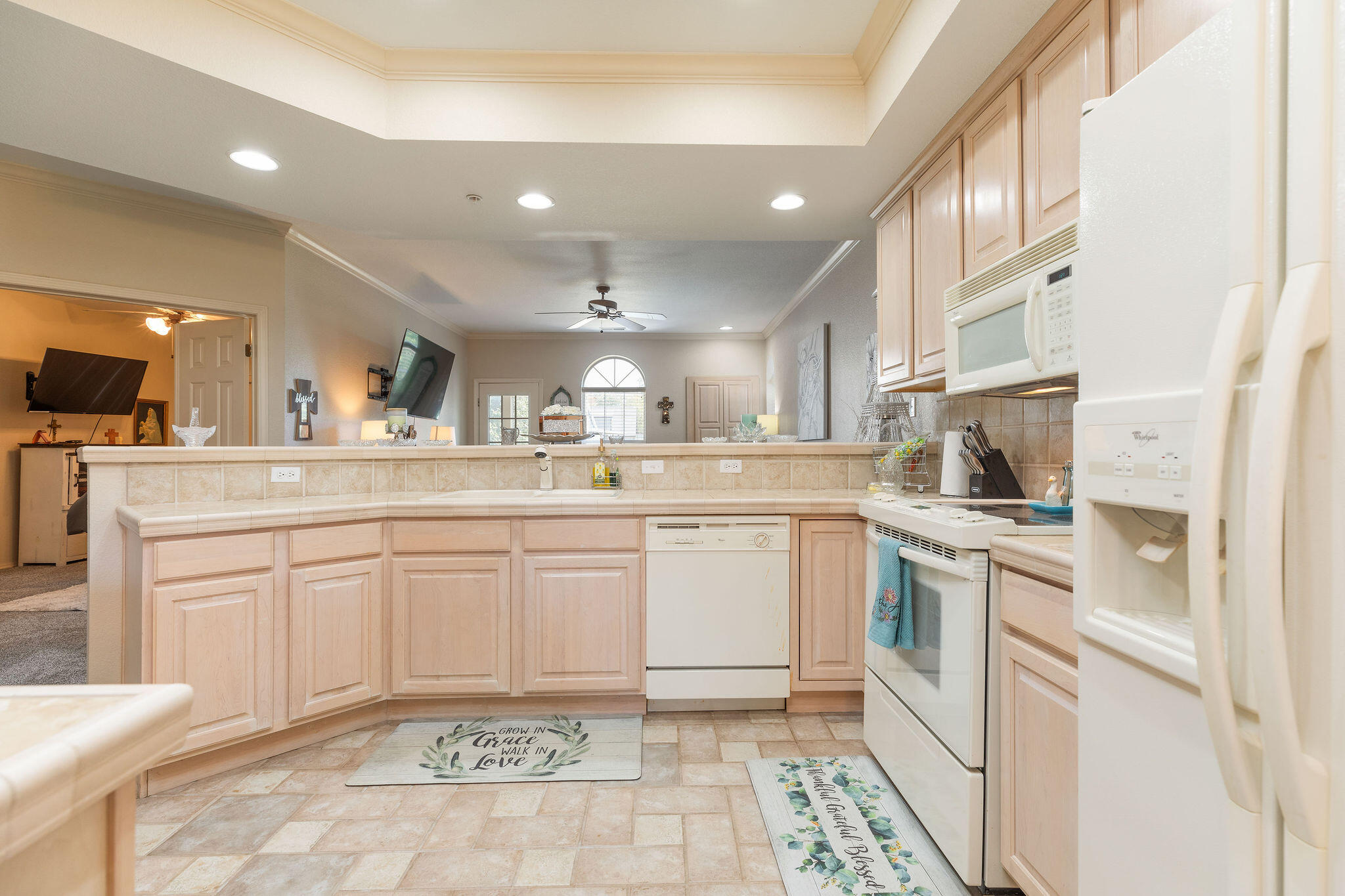 200 Glory Road D2 Property Photo 6