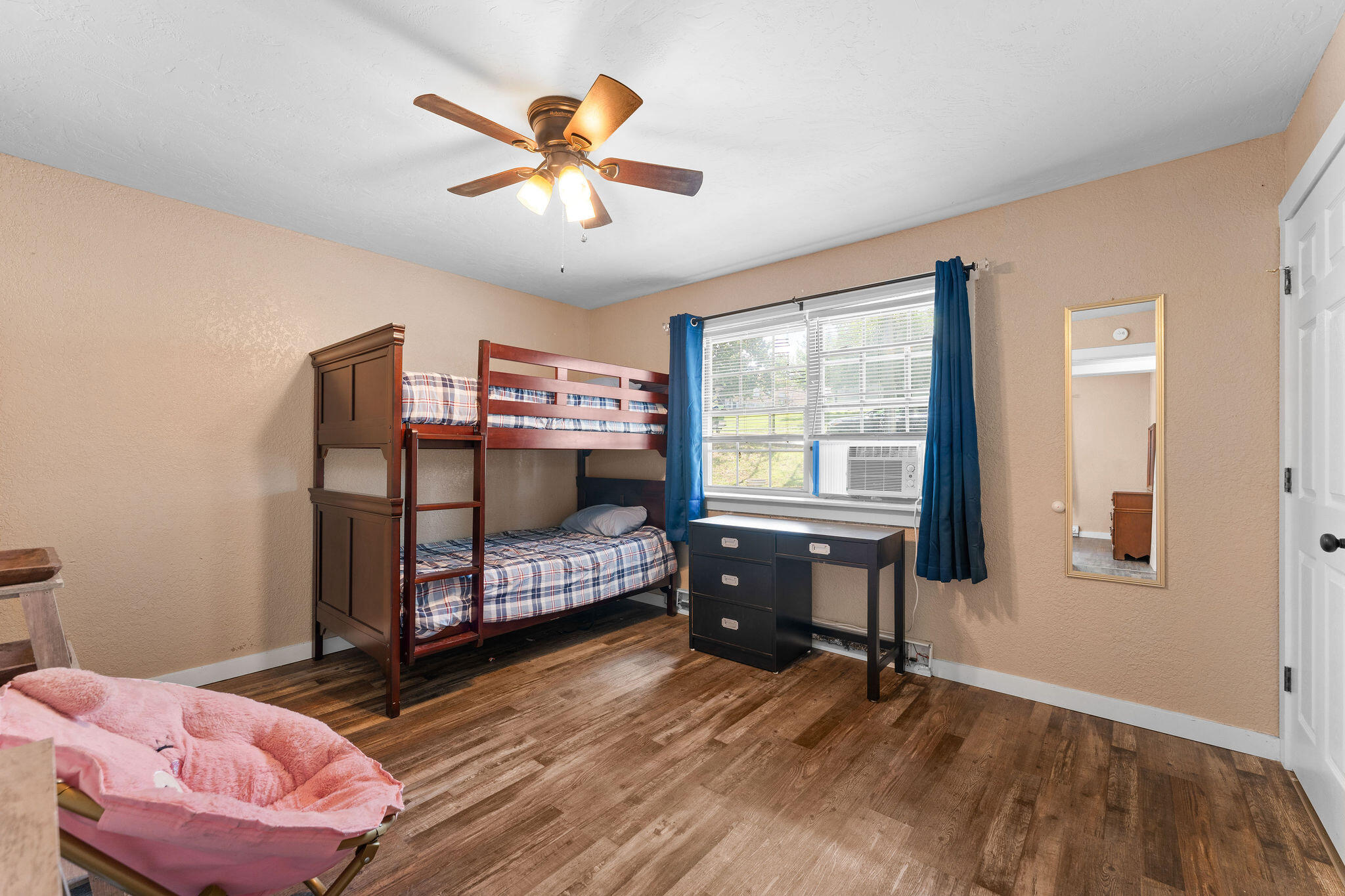 331 Evergreen Avenue Property Photo 10