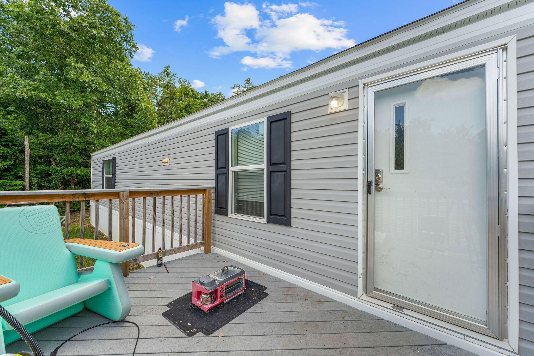331 Evergreen Avenue Property Photo 26