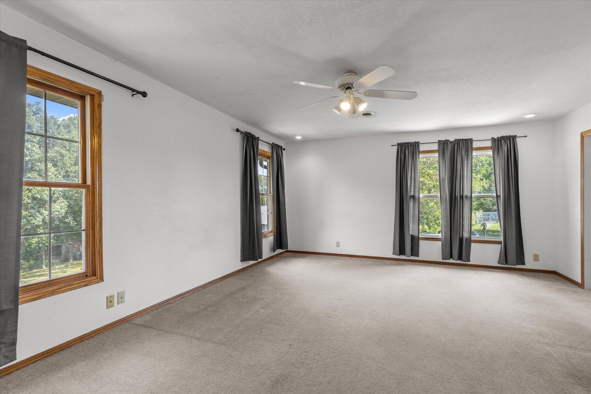 8268 Lawrence 2194 Property Photo 22