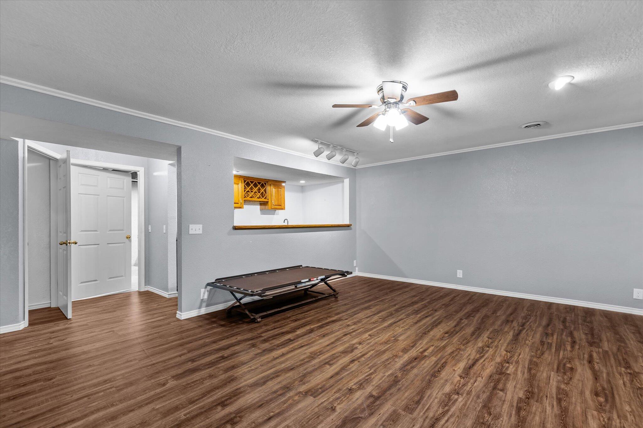 8268 Lawrence 2194 Property Photo 27