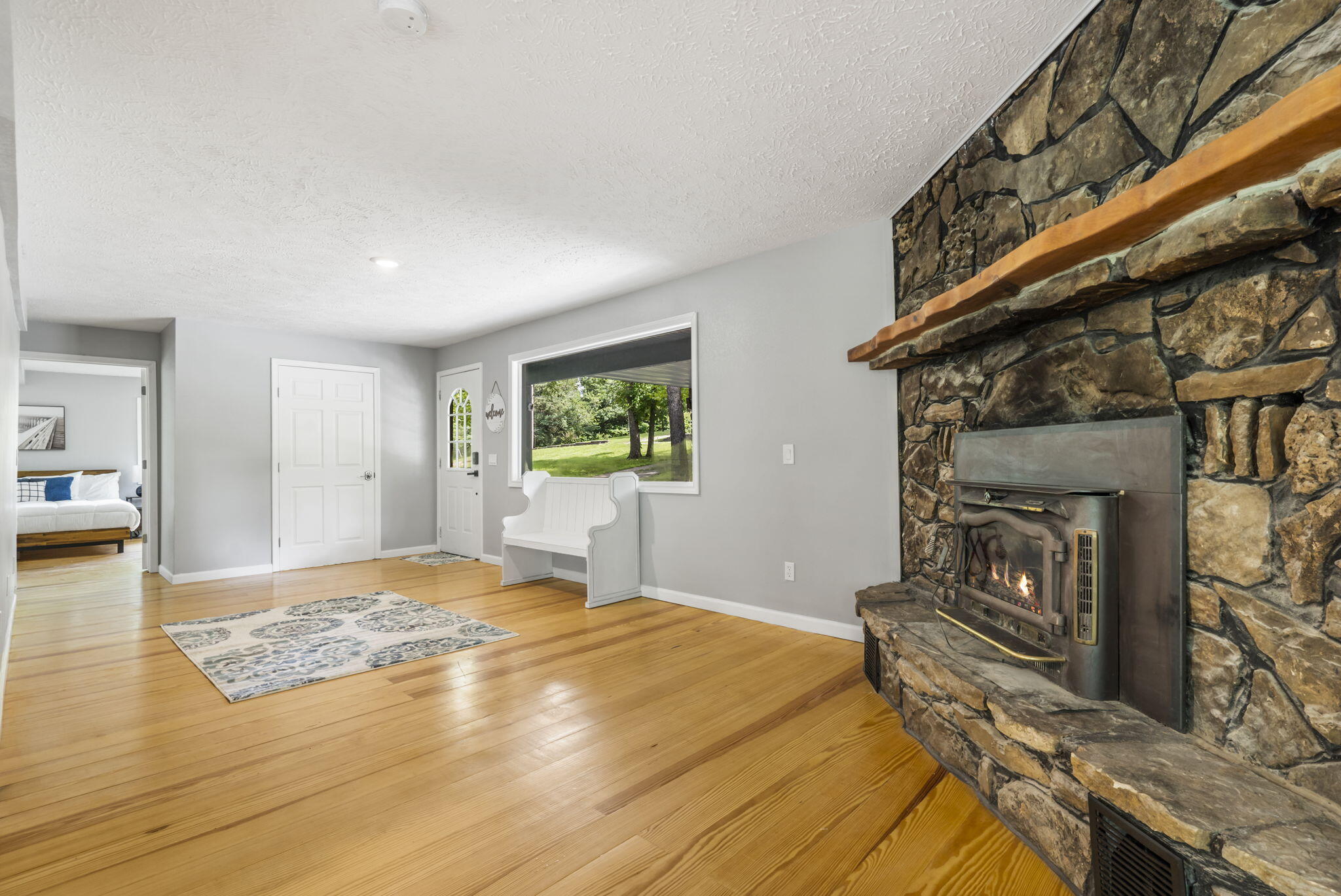 64 Daybreak Lane Property Photo 6