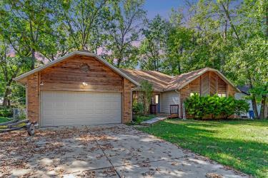 1158 West Bradley Street