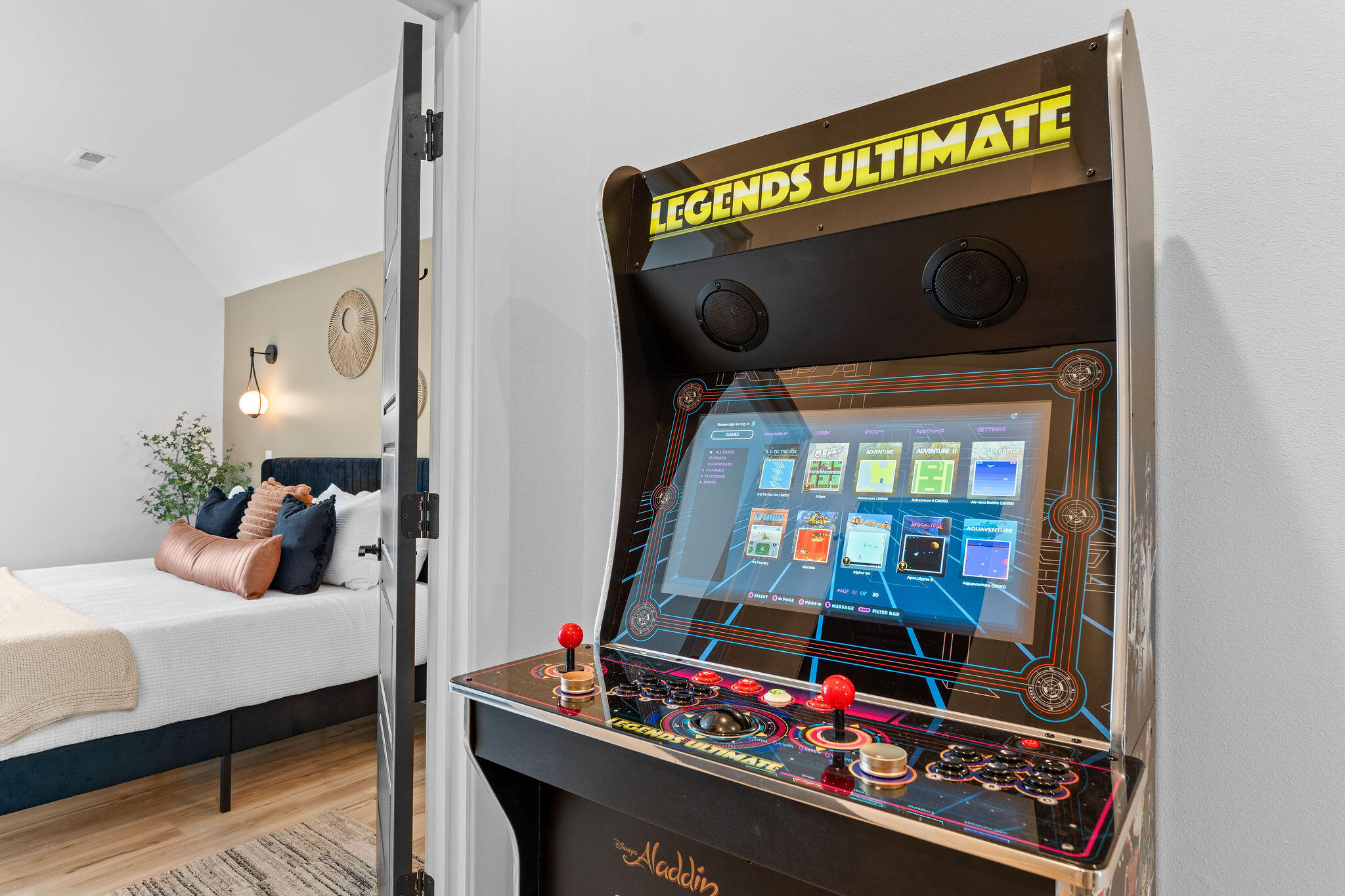 355 Poolside Pass Property Photo 14