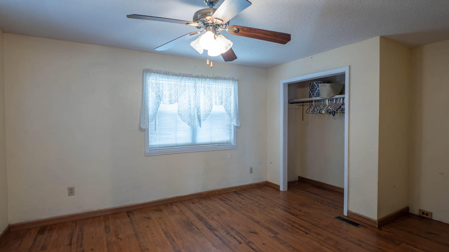 501 Owens Street Property Photo 6