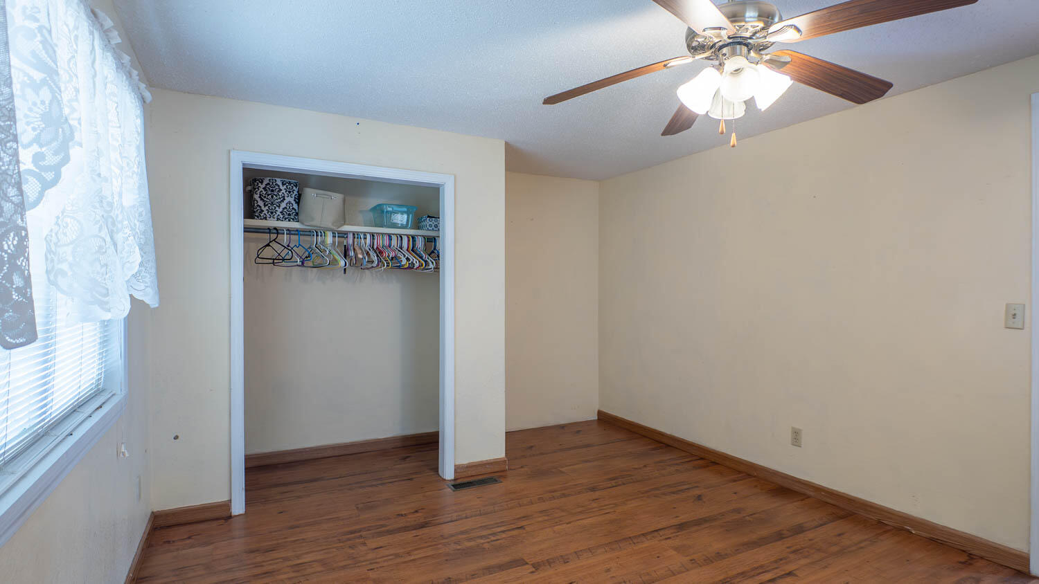 501 Owens Street Property Photo 11