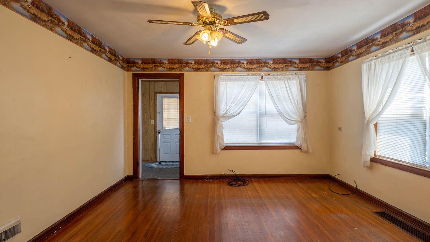 501 Owens Street Property Photo 23