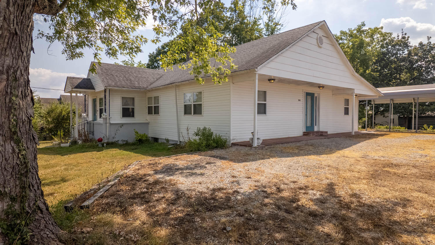 501 Owens Street Property Photo 45