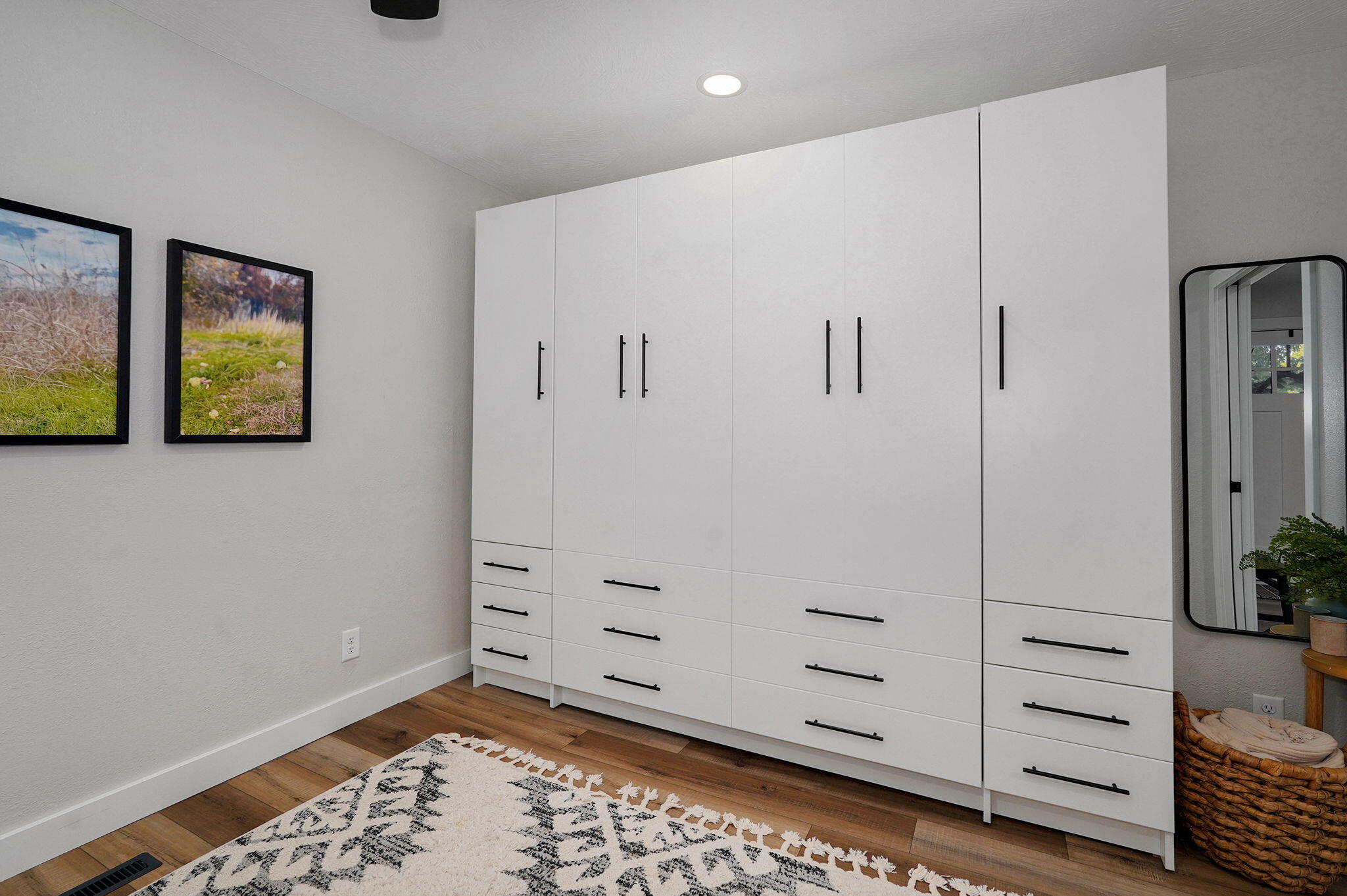 3206 East Independence Street Property Photo 9