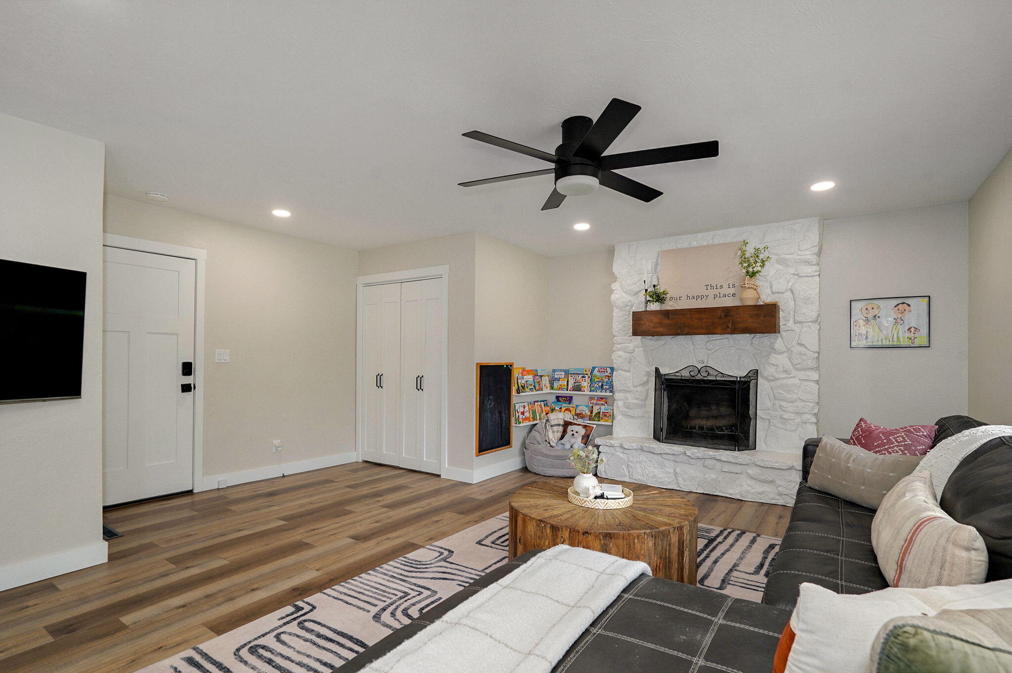 3206 East Independence Street Property Photo 15