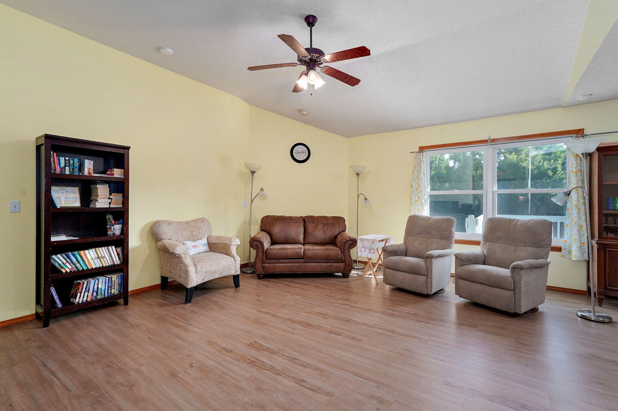 4320 South Eldon Avenue Property Photo 12