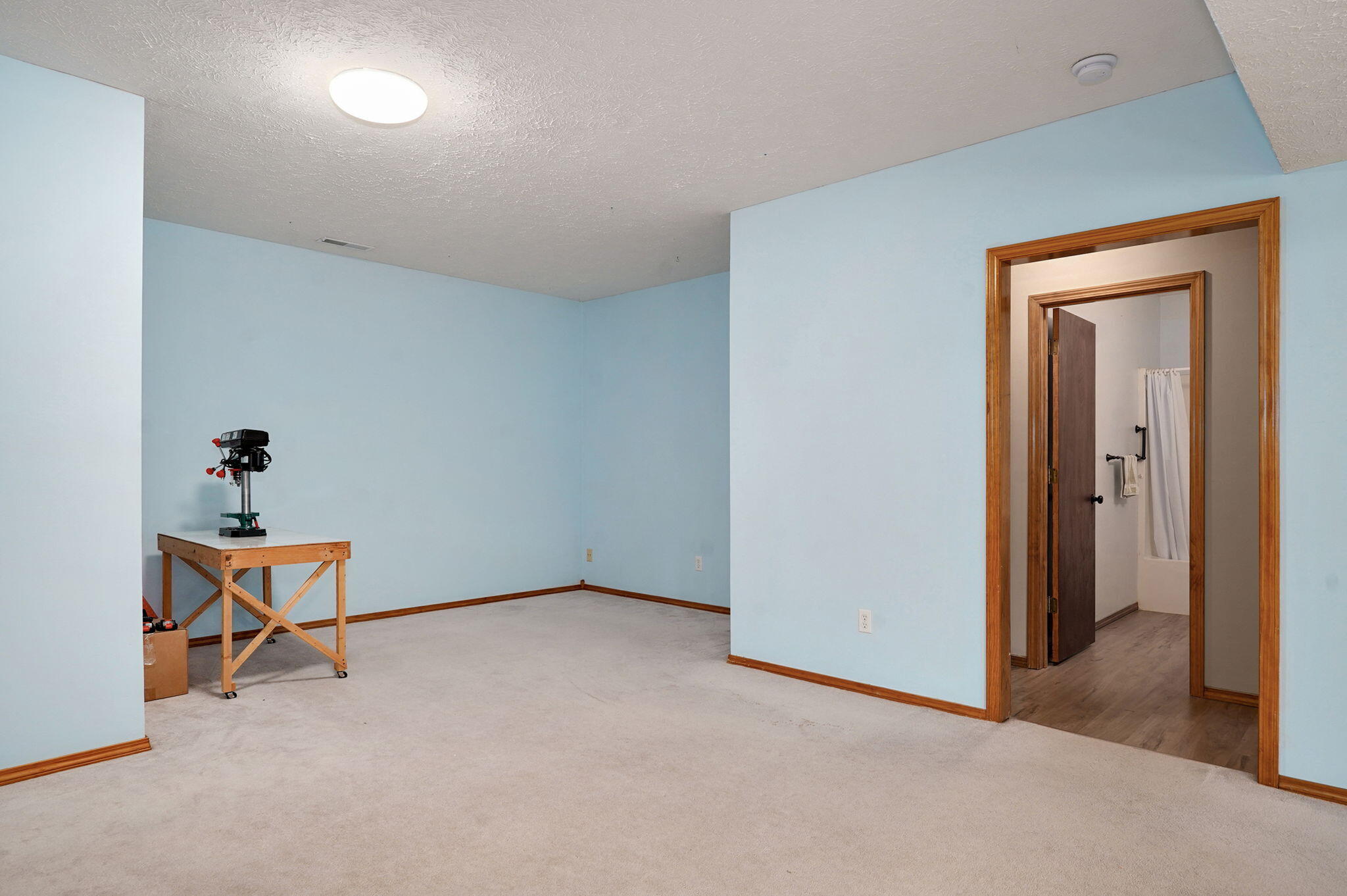 4320 South Eldon Avenue Property Photo 33